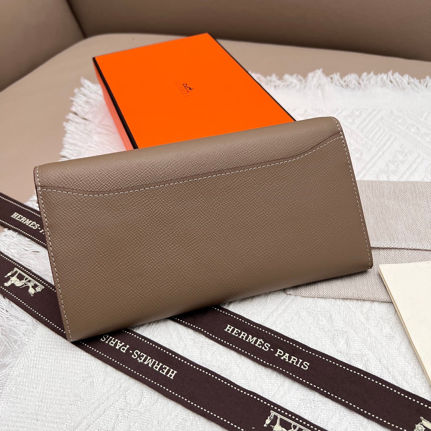Hermes Black Product 539