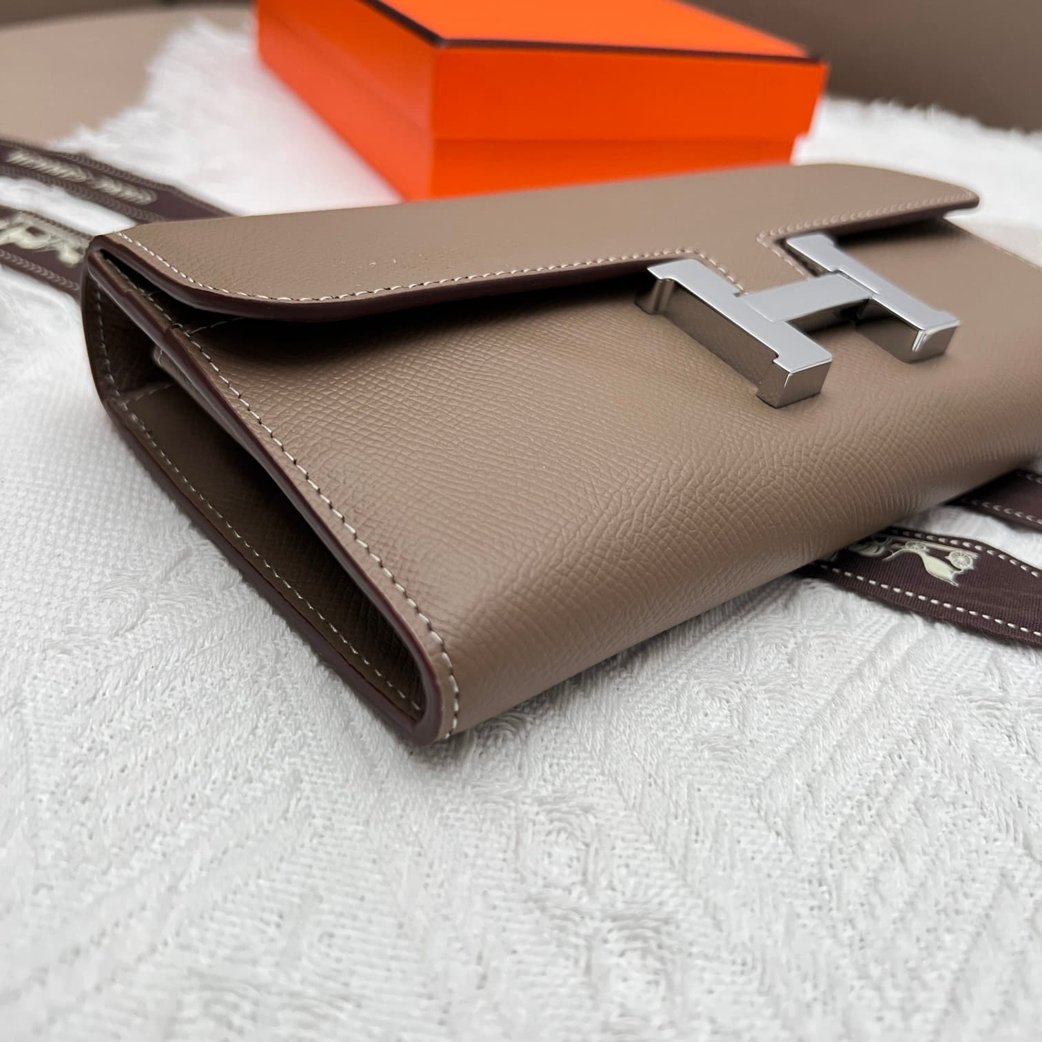 Hermes Black Product 539