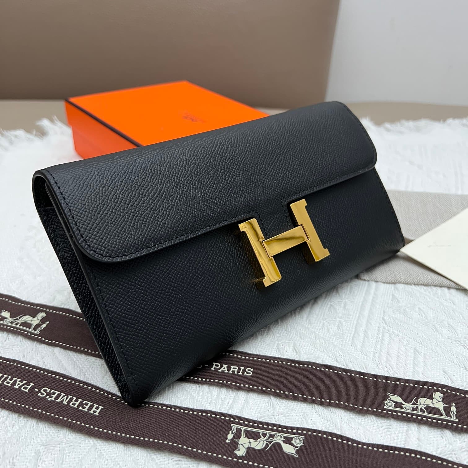 Hermes Black Product 539