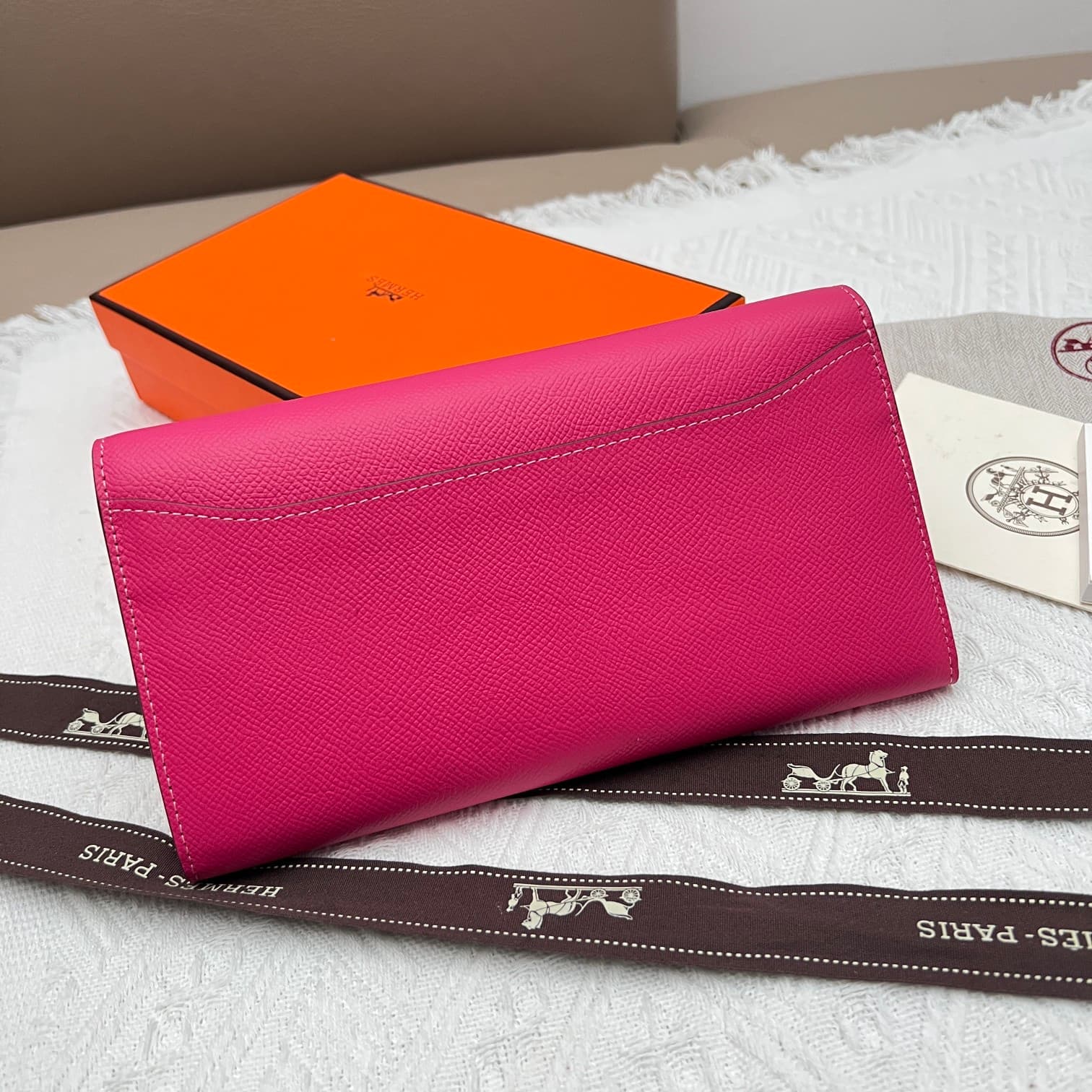 Hermes Black Product 539