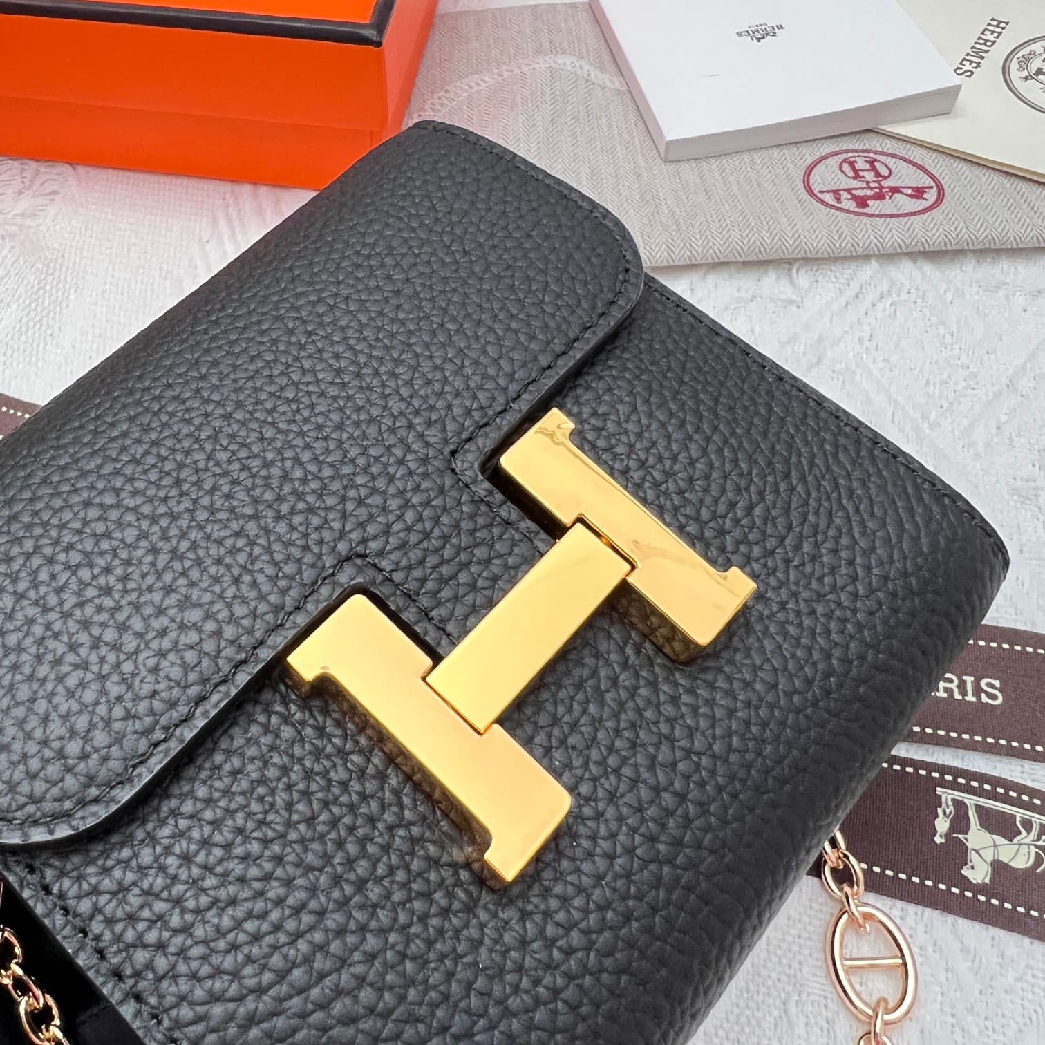 Hermes Black Product 537-1
