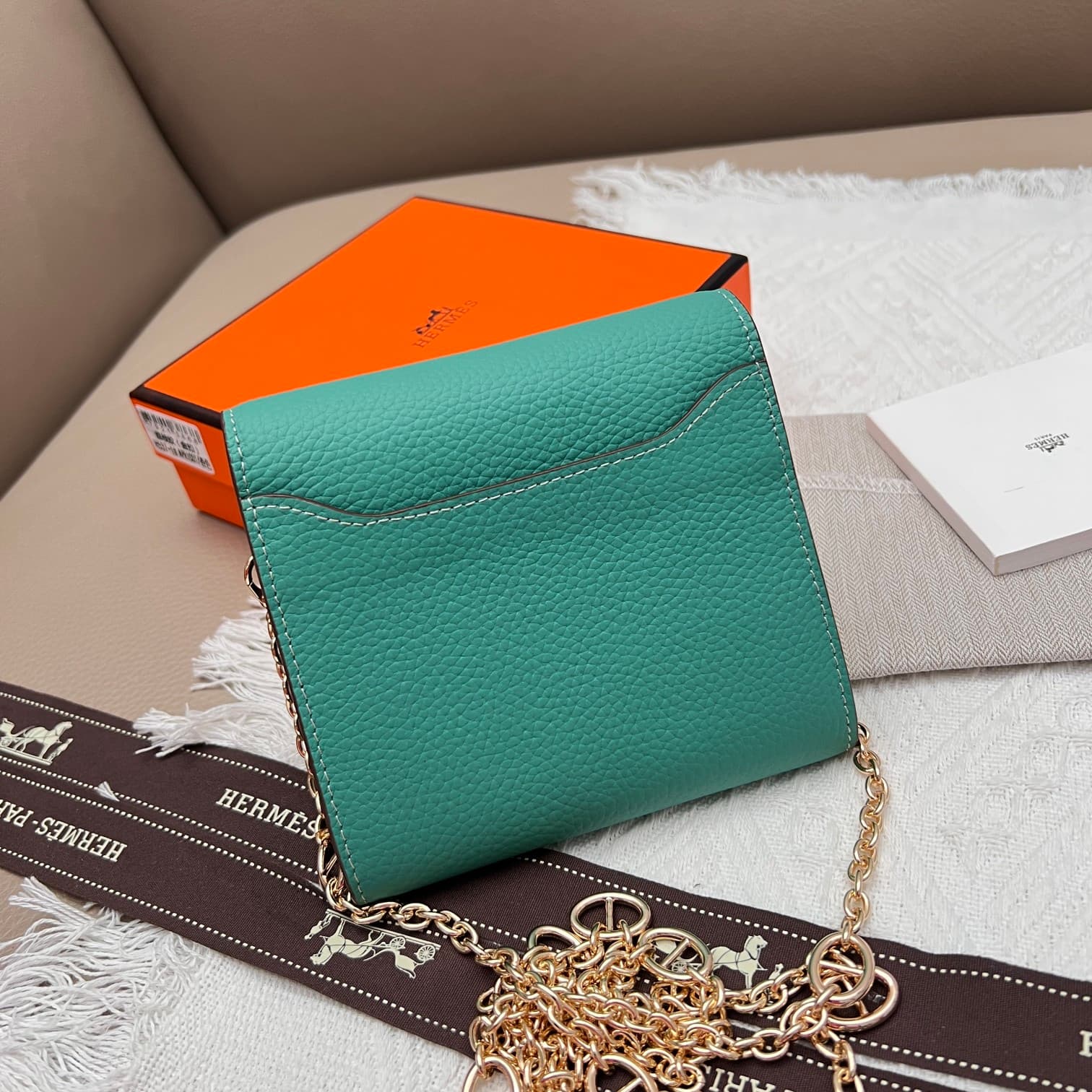 Hermes Black Product 537-1