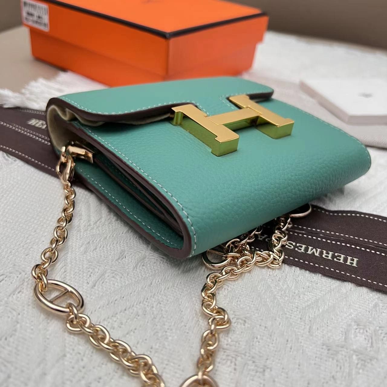 Hermes Black Product 537-1