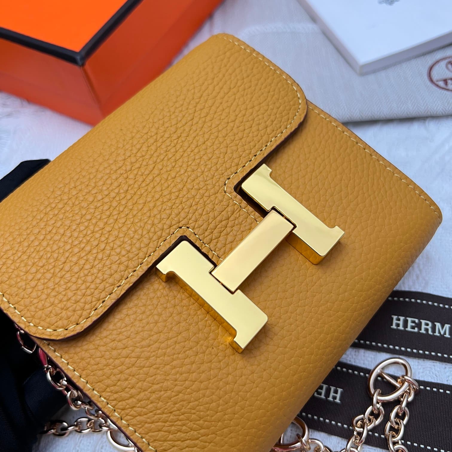 Hermes Black Product 537-1