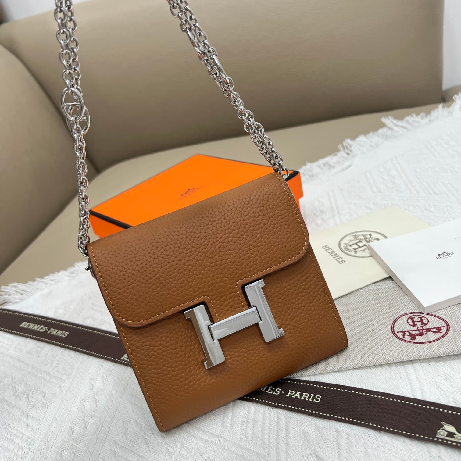 Hermes Black Product 537-1