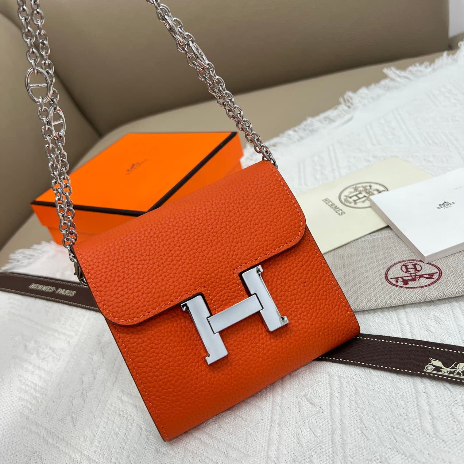 Hermes Black Product 537-1