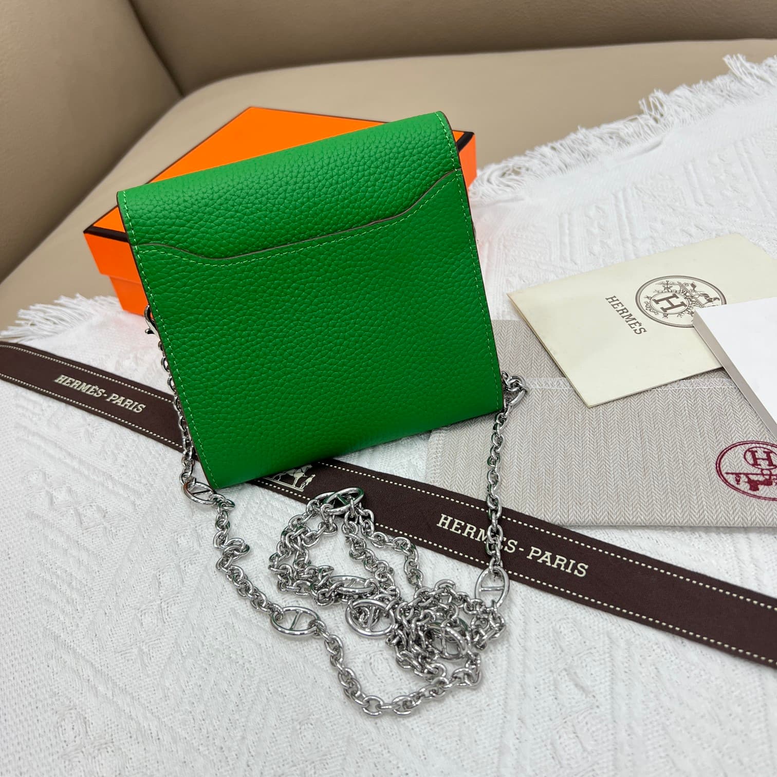 Hermes Black Product 537-1