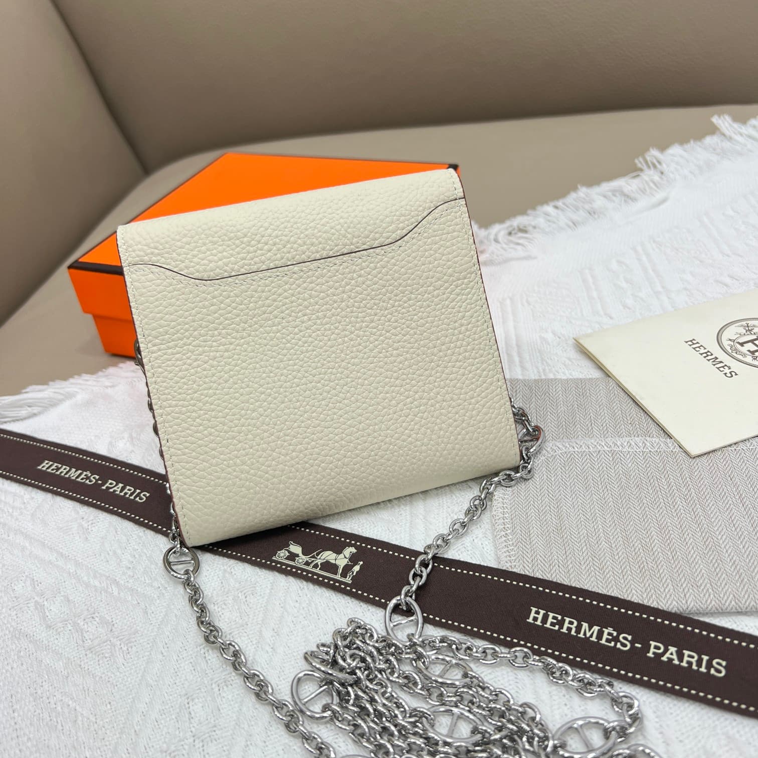 Hermes Black Product 537-1
