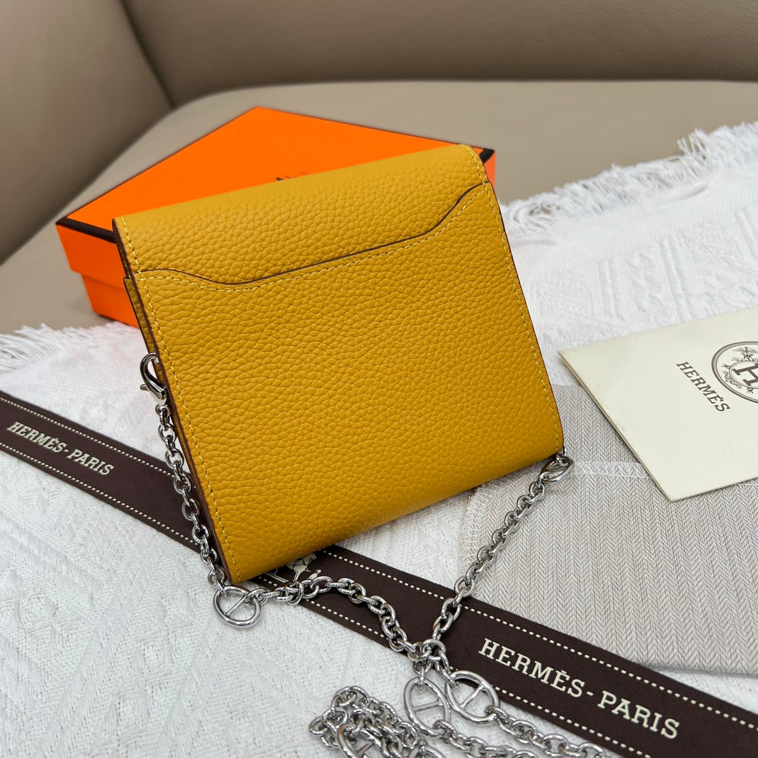 Hermes Black Product 537-1