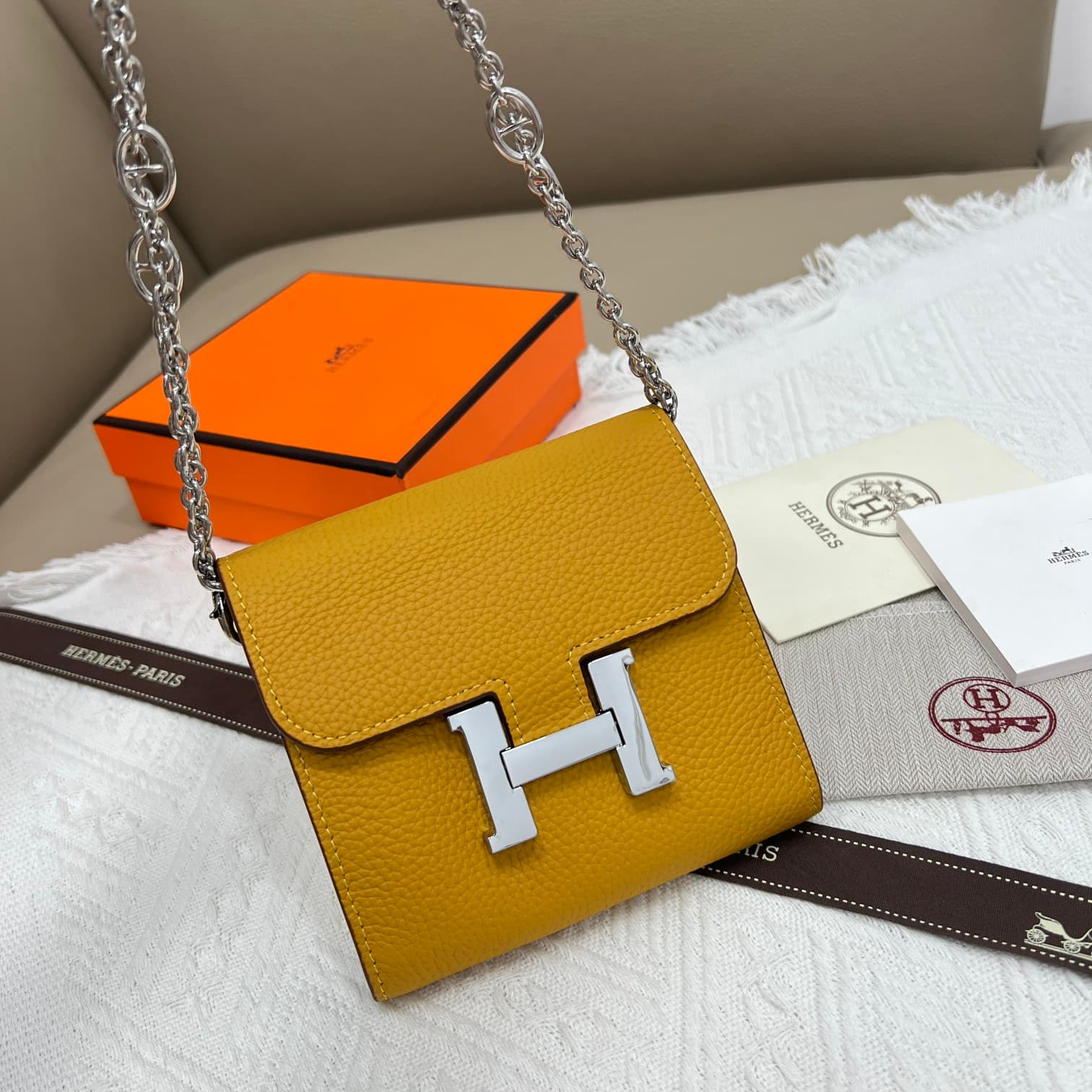 Hermes Black Product 537-1