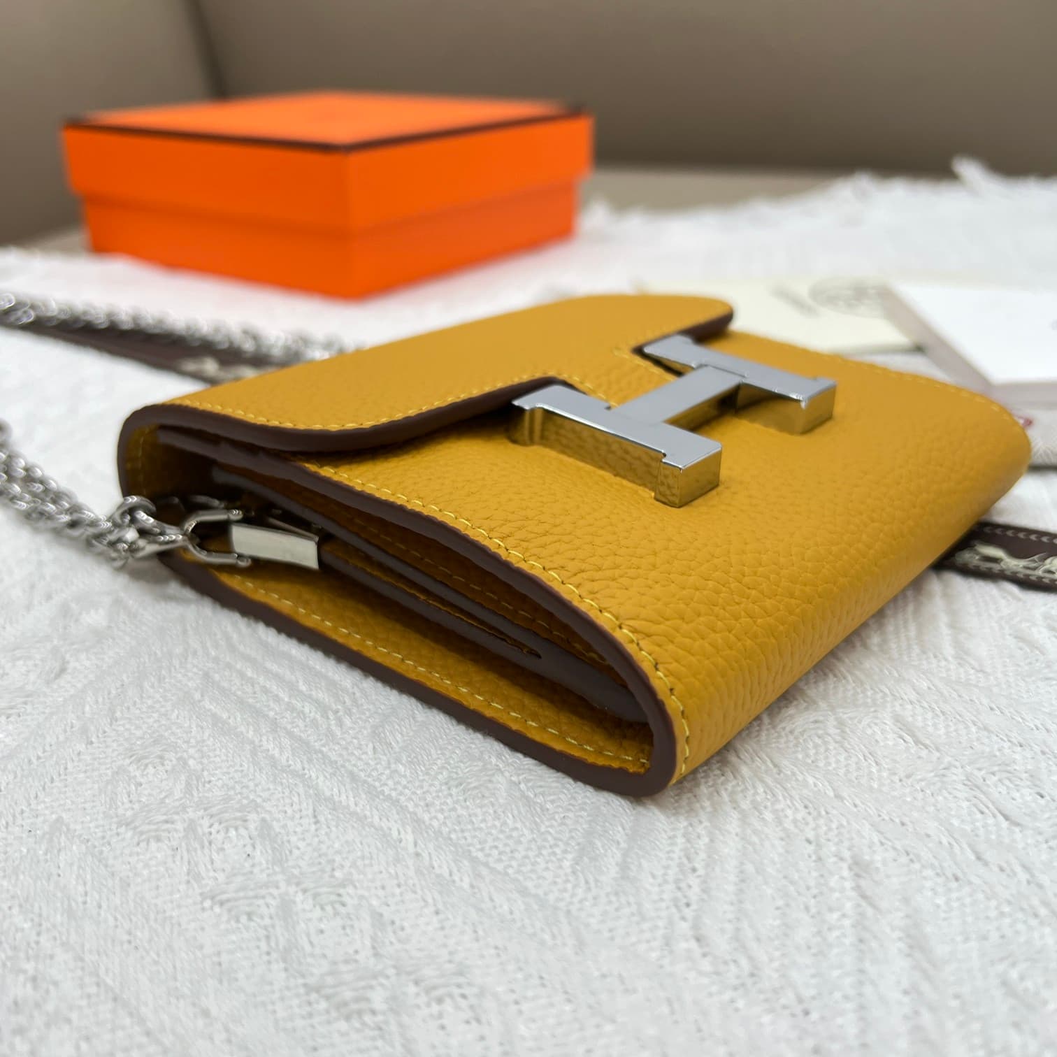 Hermes Black Product 537-1