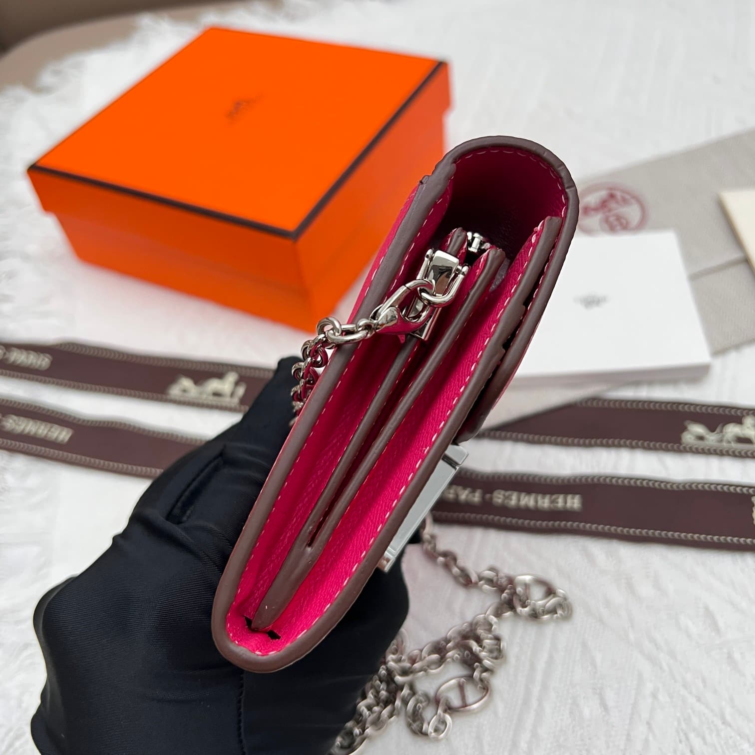 Hermes Black Product 537-1