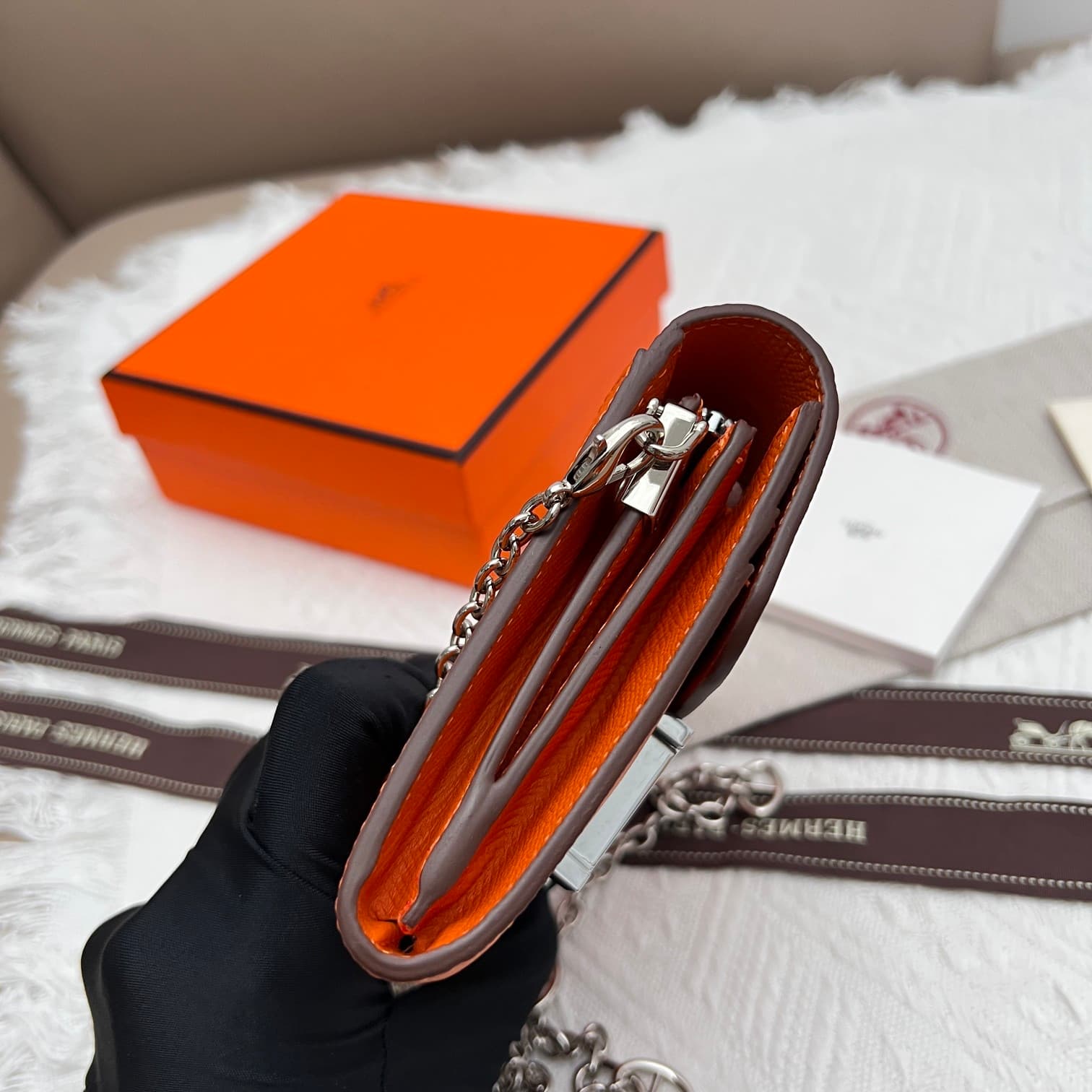 Hermes Black Product 537-1