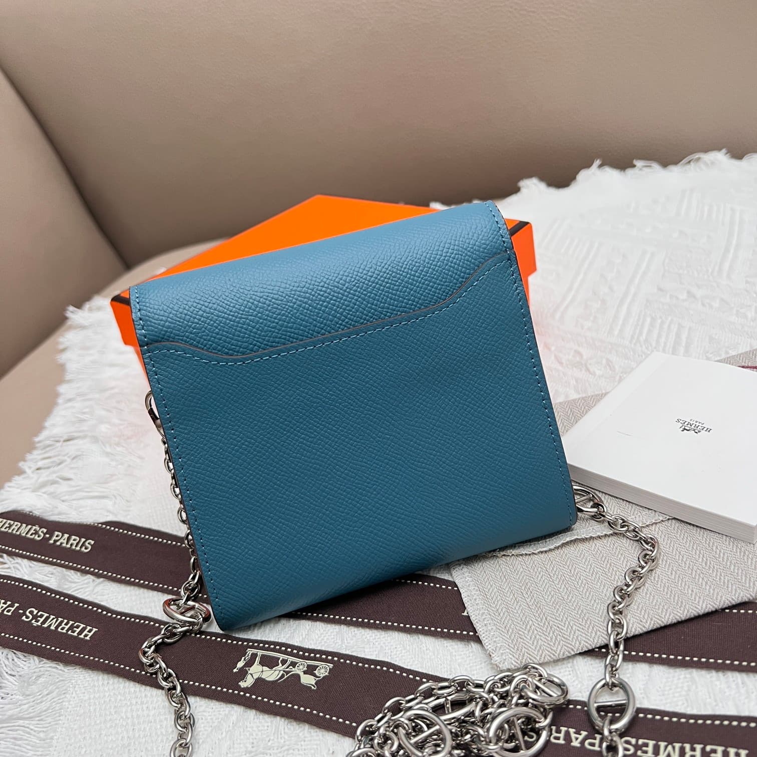 Hermes Black Product 537-1