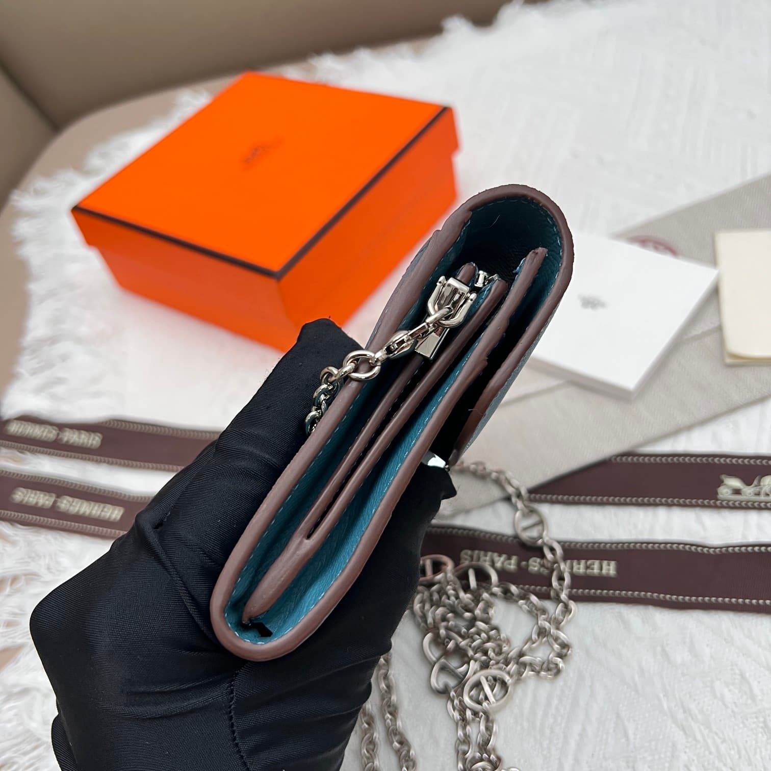 Hermes Black Product 537-1