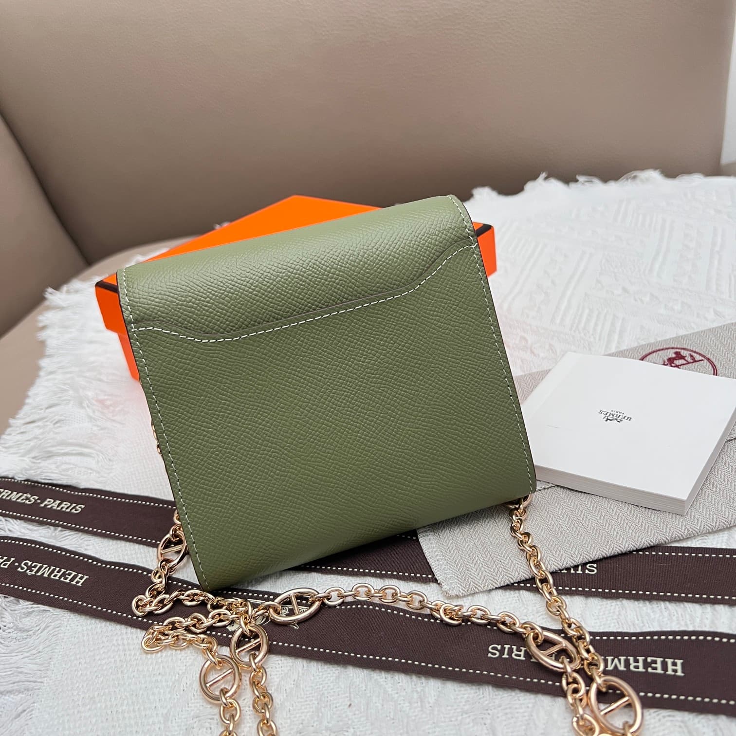 Hermes Black Product 537-1