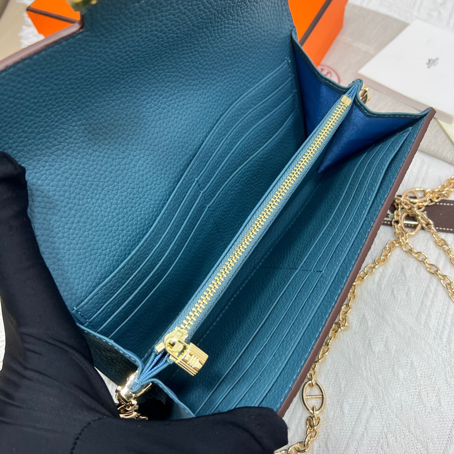Hermes Black Product 539-1