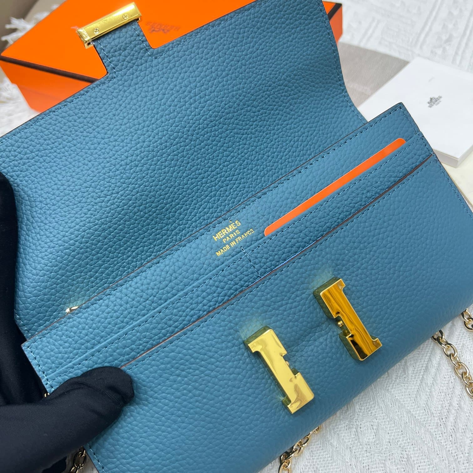 Hermes Black Product 539-1