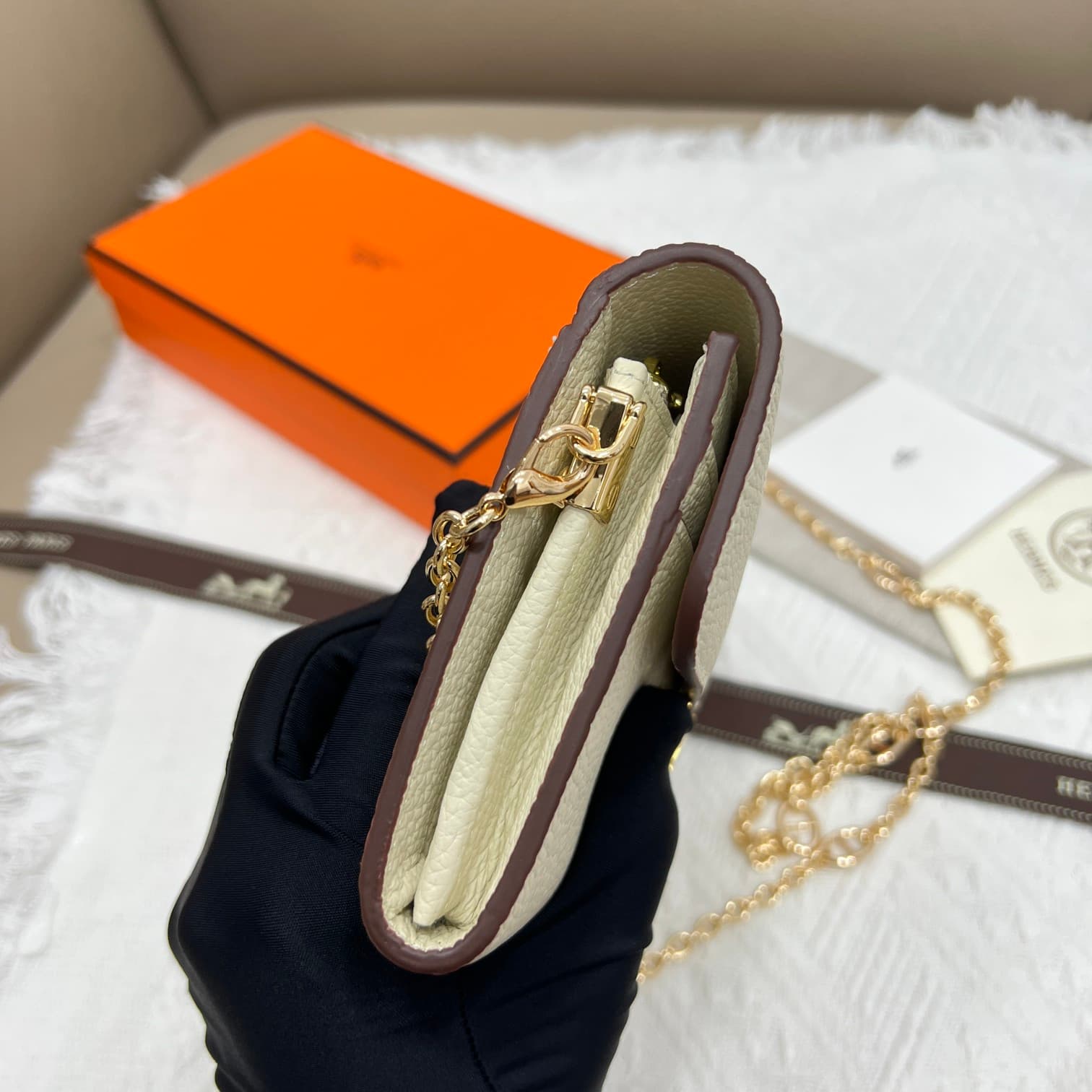 Hermes Black Product 539-1