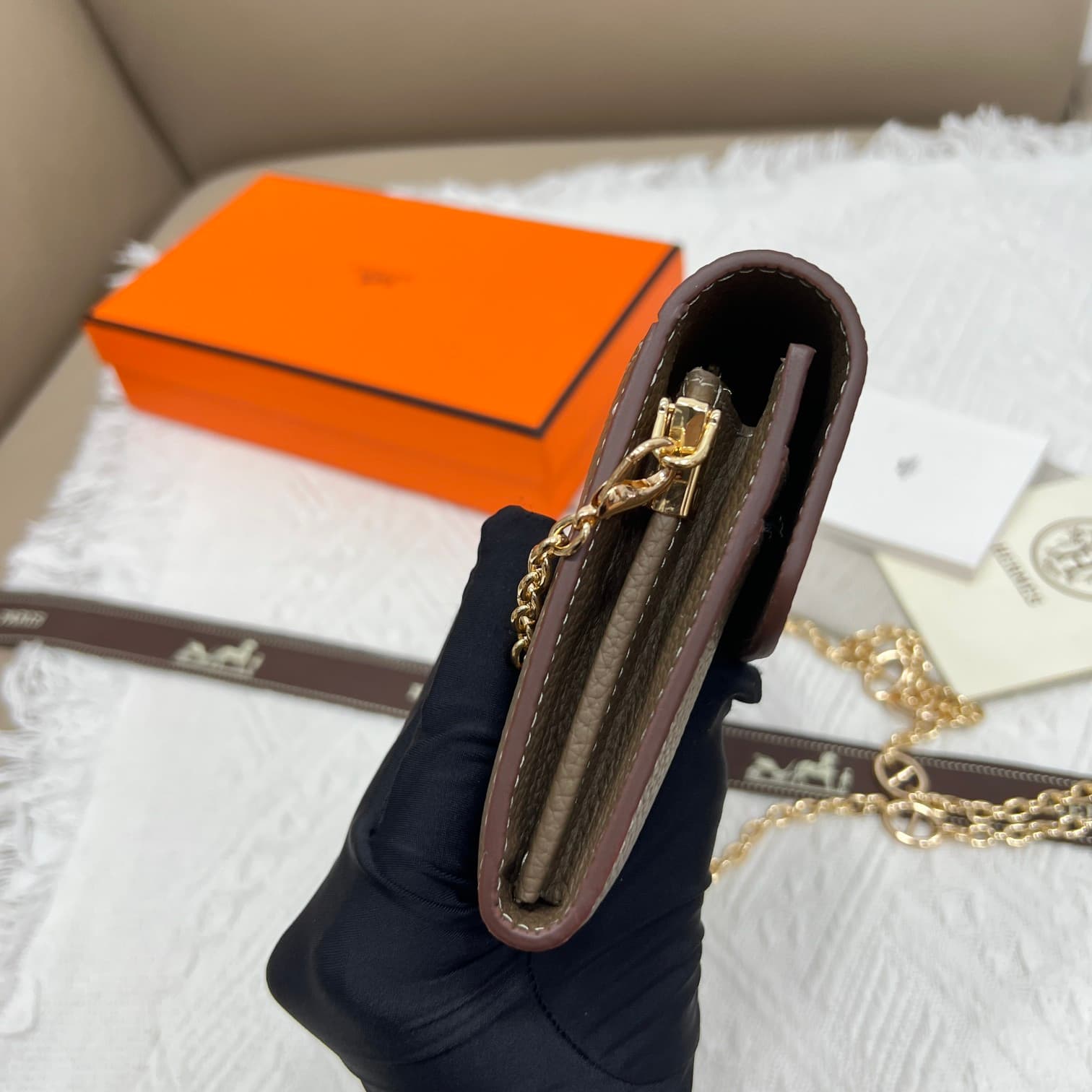 Hermes Black Product 539-1