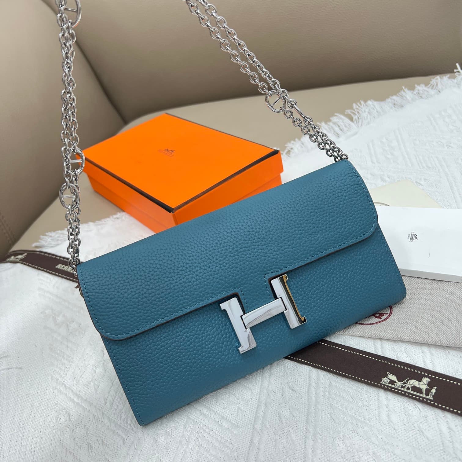 Hermes Black Product 539-1