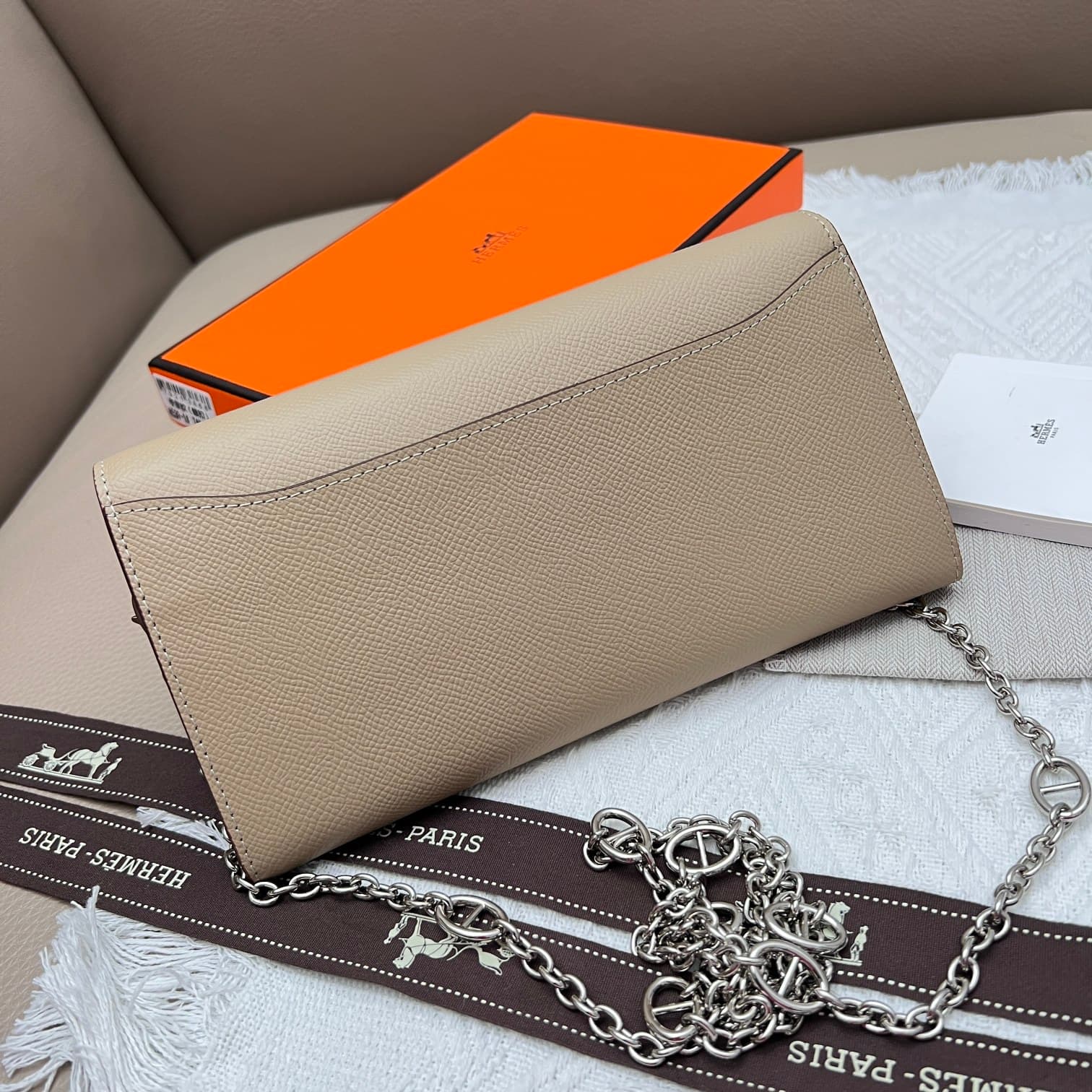 Hermes Black Product