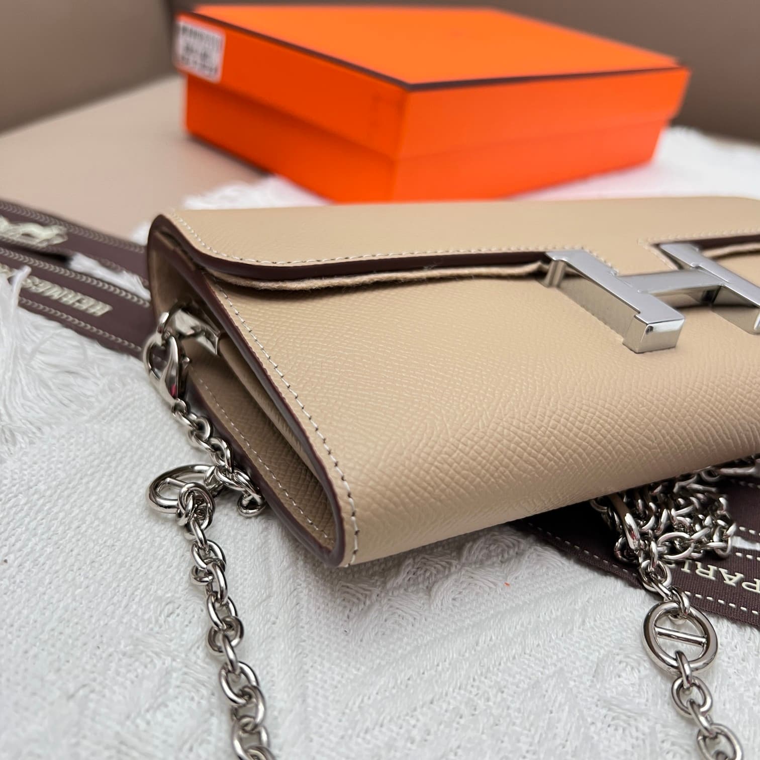 Hermes Black Product