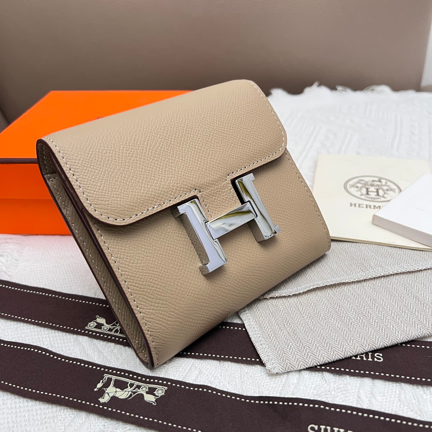 Hermes Black Accessory 537
