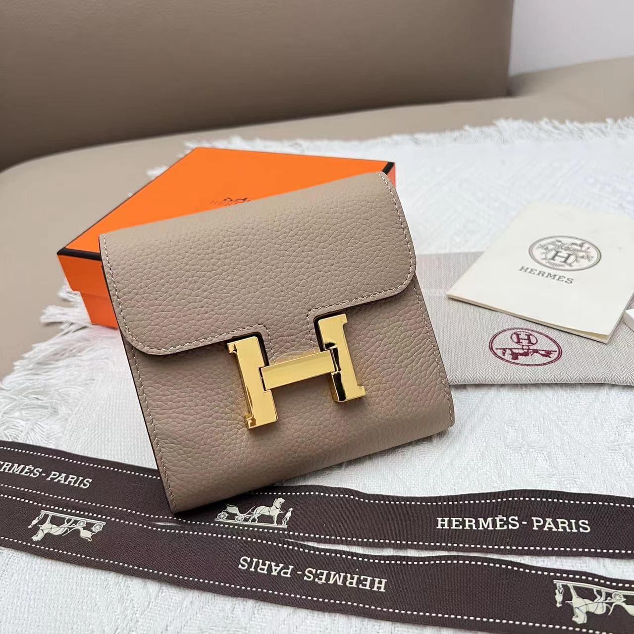 Hermes Black Accessory 537