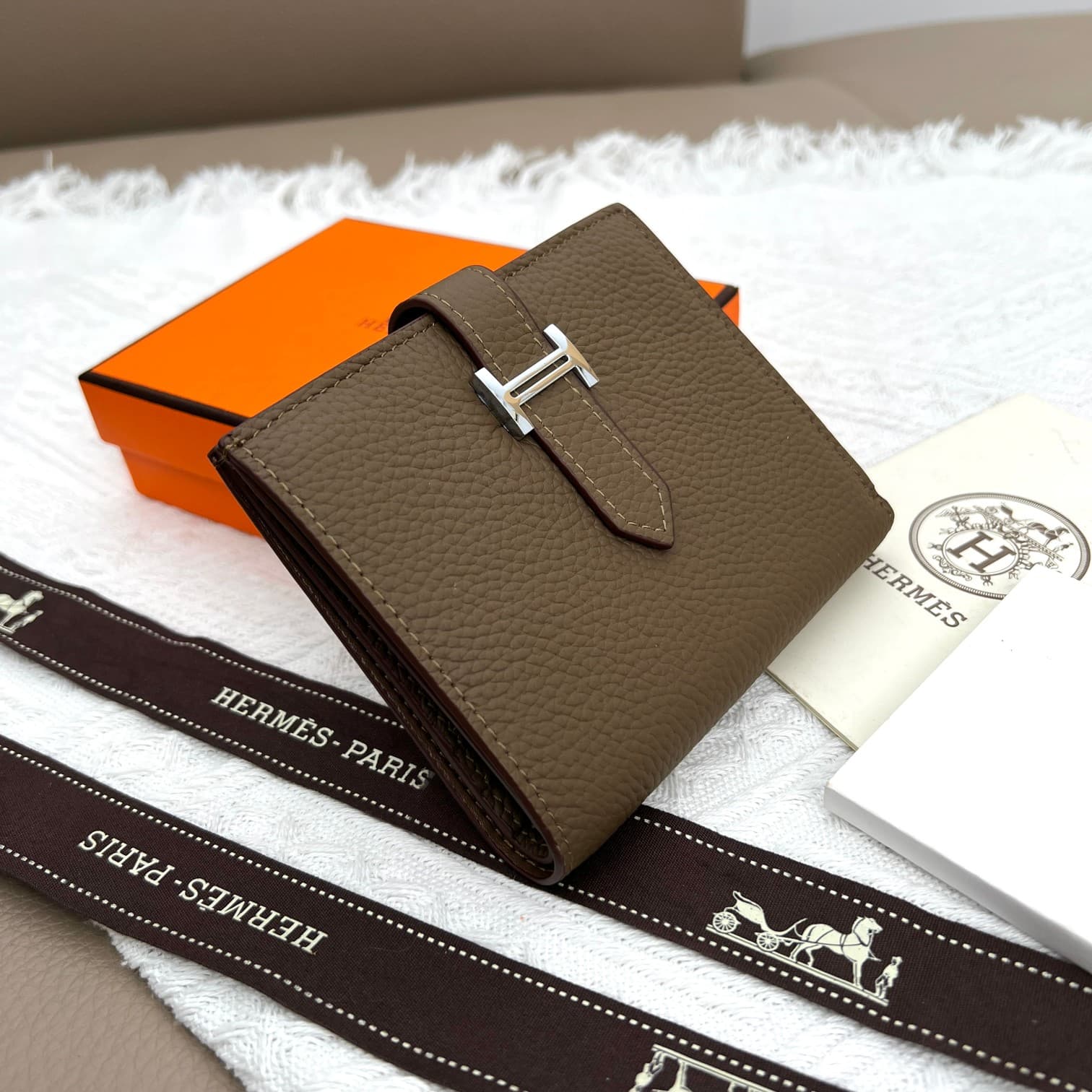Hermes Black Product 5120