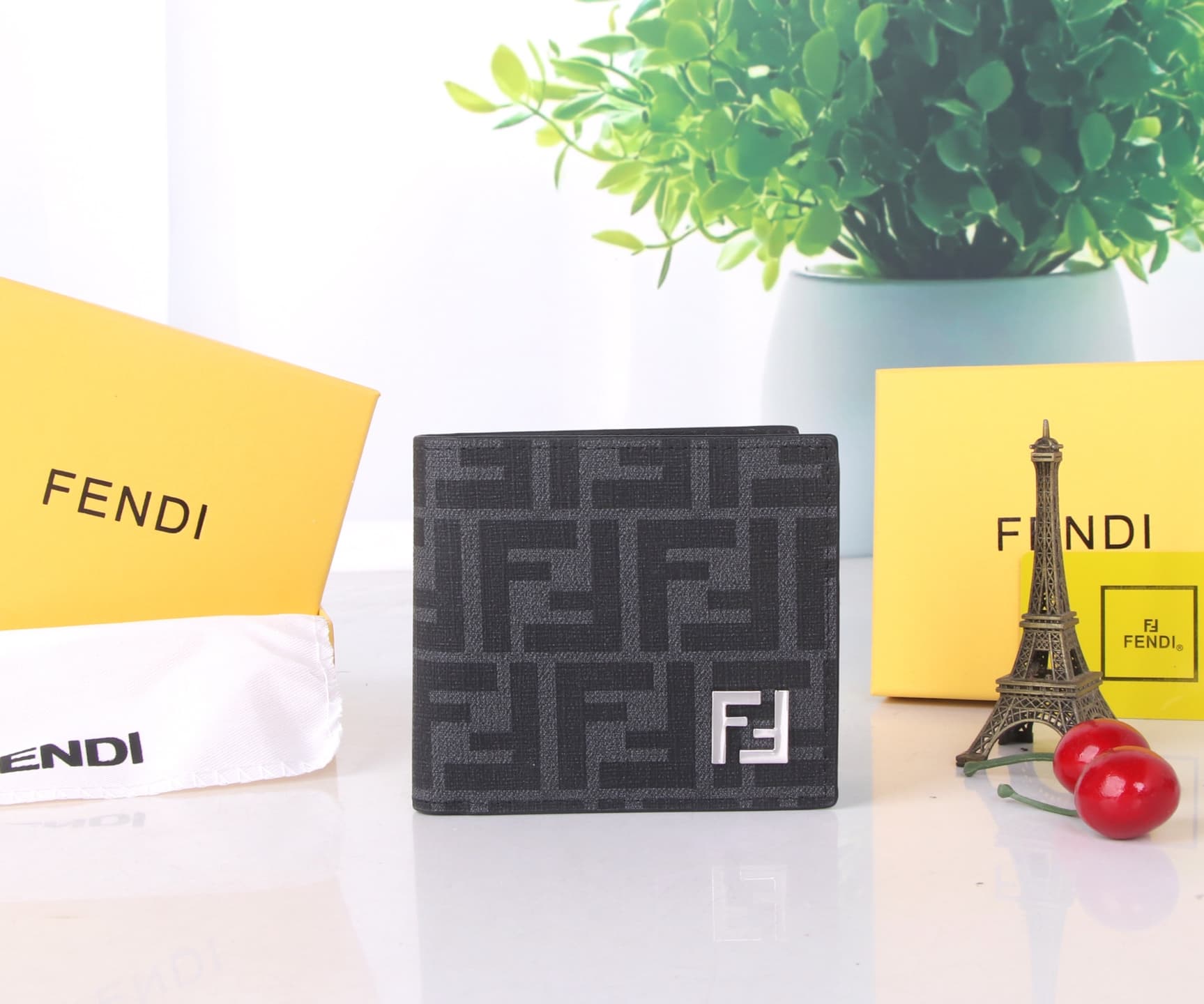 Fendi Black Accessory SF03