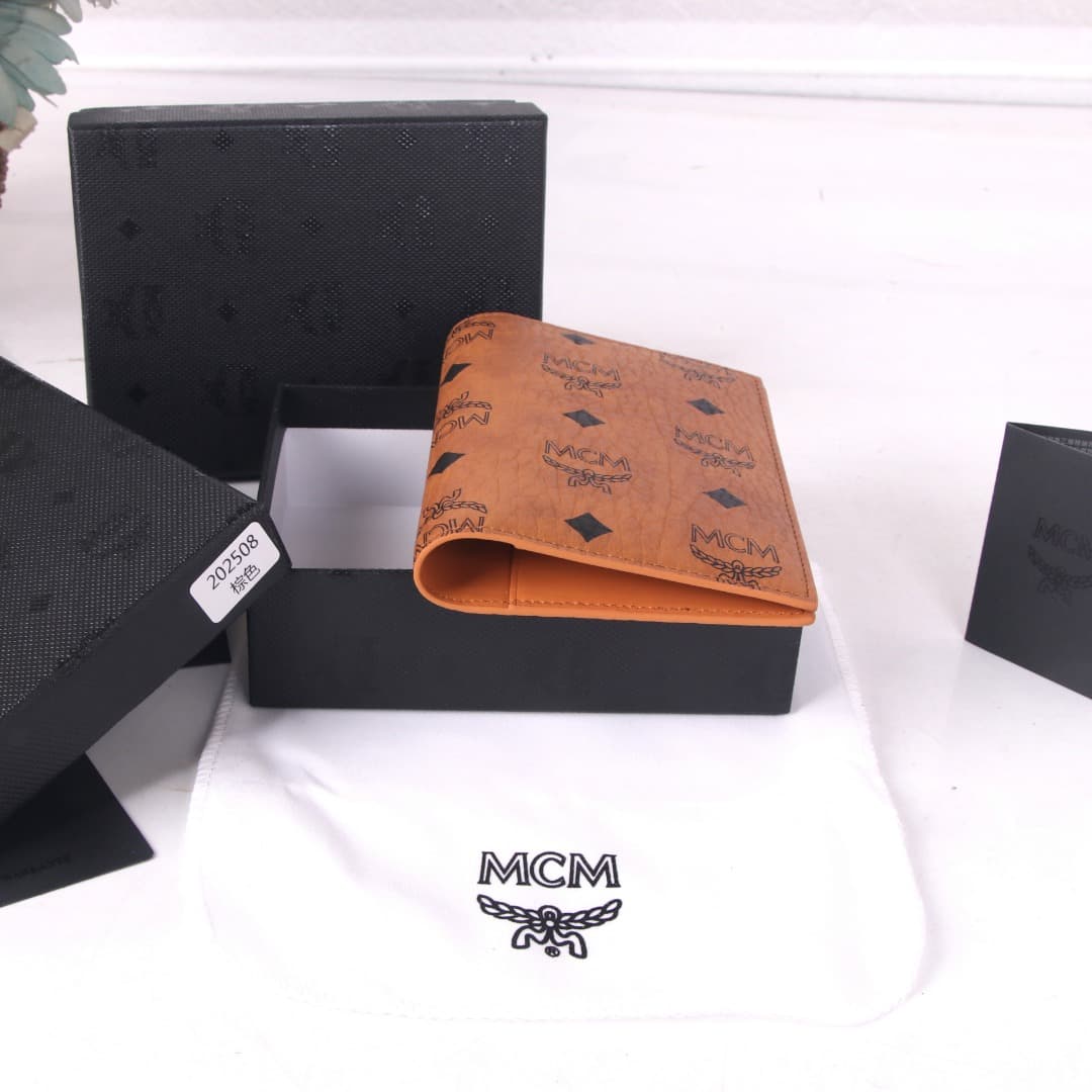 原版钱包 Cream Wallet 202508mcm