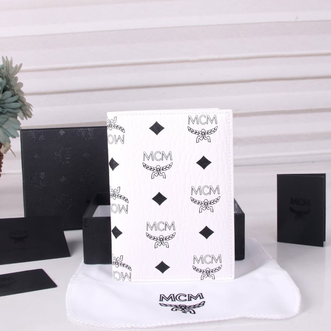 原版钱包 Cream Wallet 202508mcm