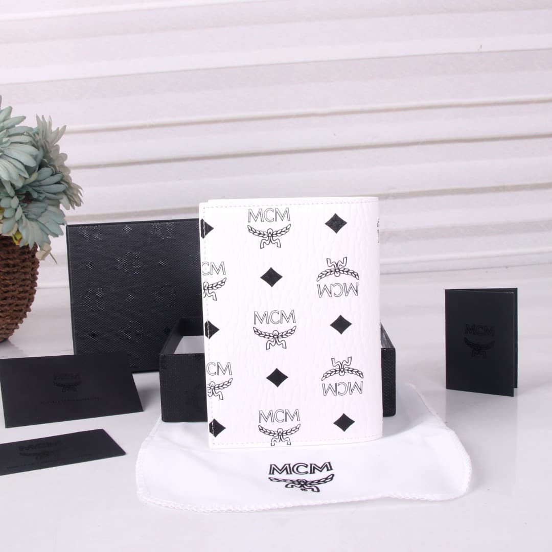 原版钱包 Cream Wallet 202508mcm