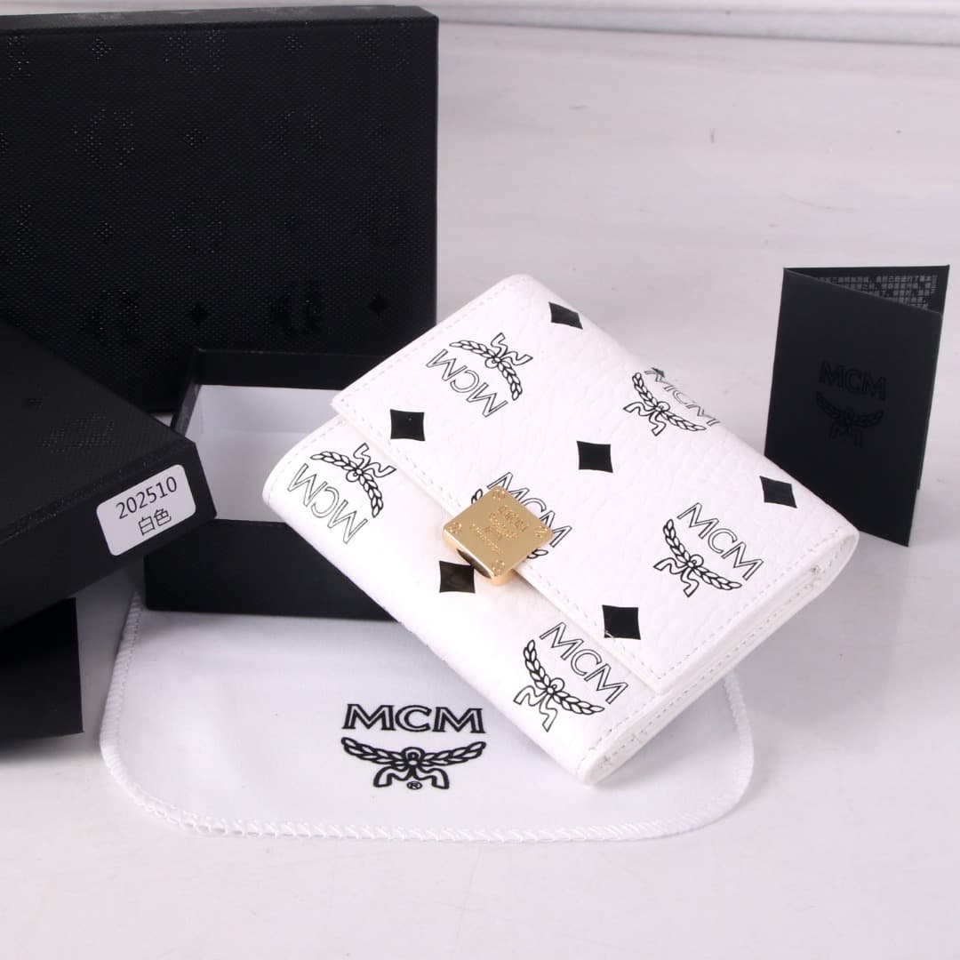 原版钱包 Cream Watch 202510mcm