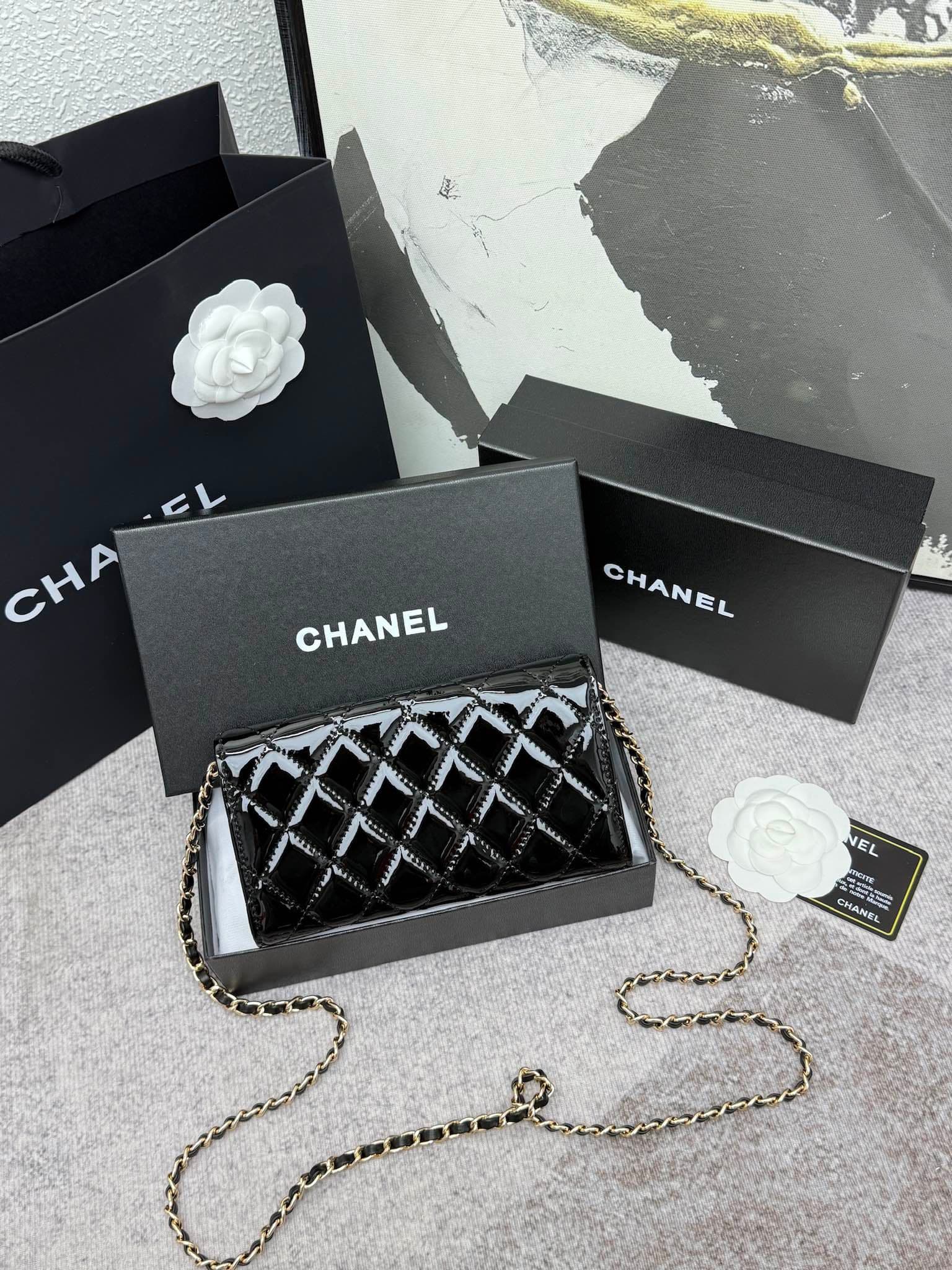 Chanel Gold Wallet 50076