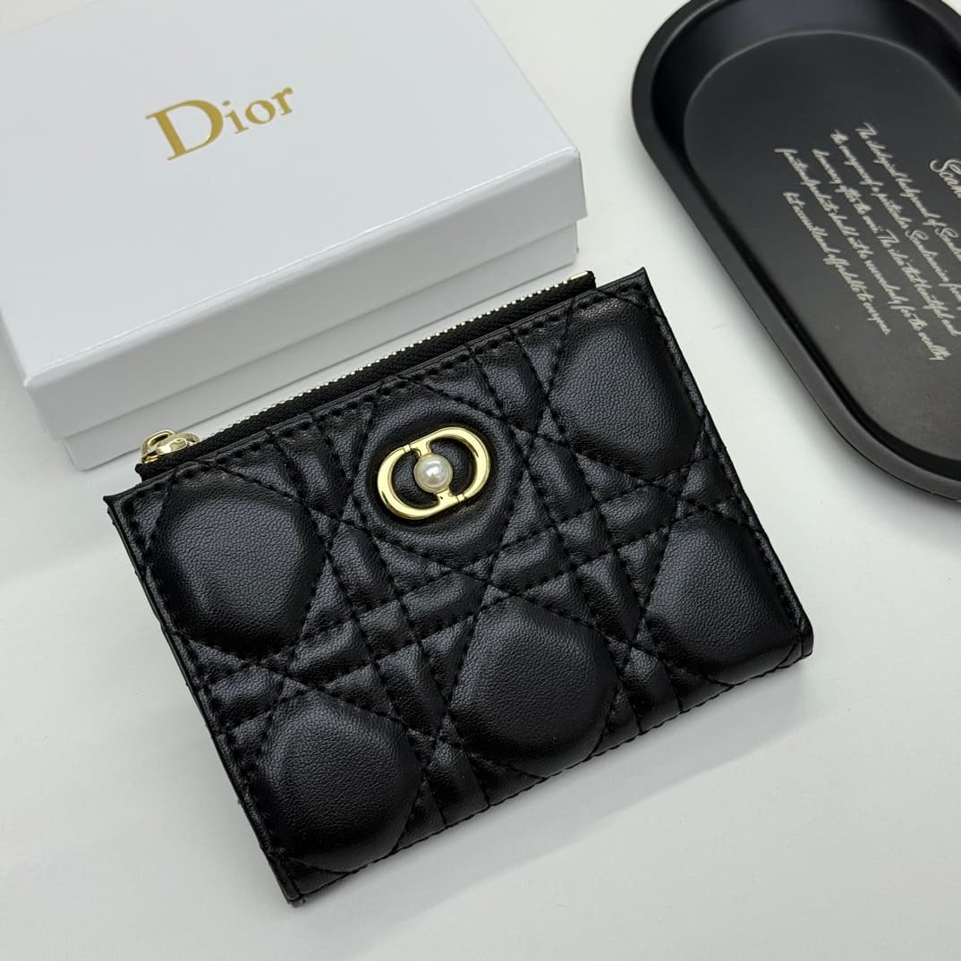 Dior Black Wallet F04