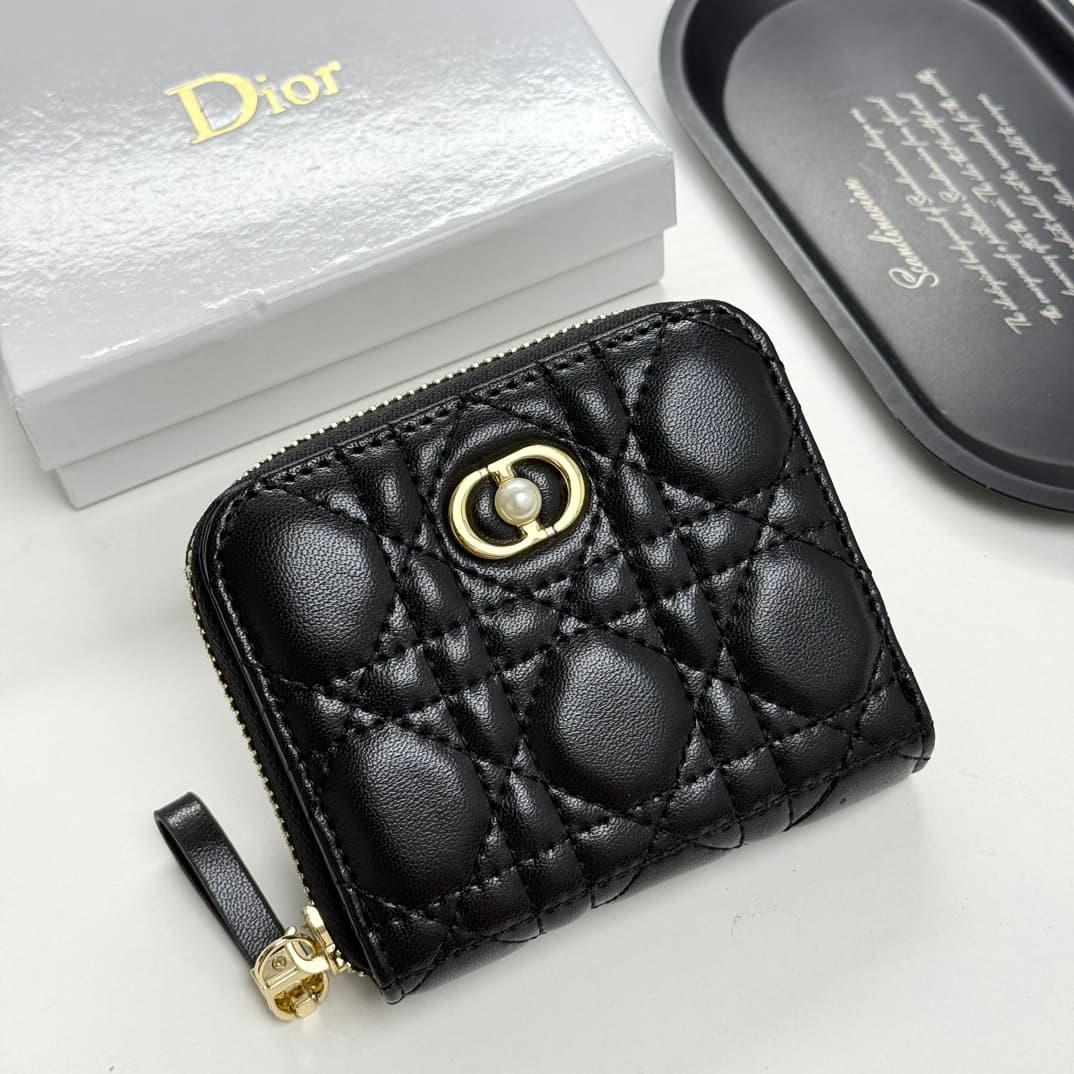 Dior Black Wallet F06