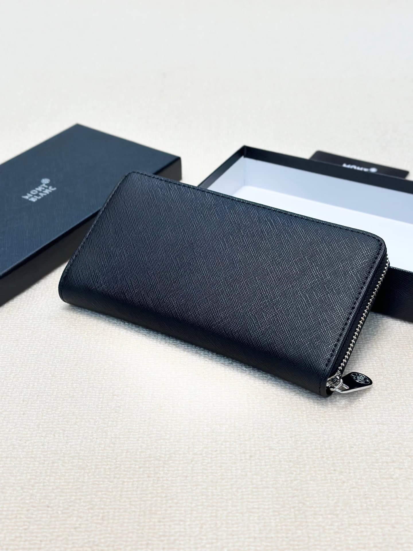 原版钱包 Black Bag