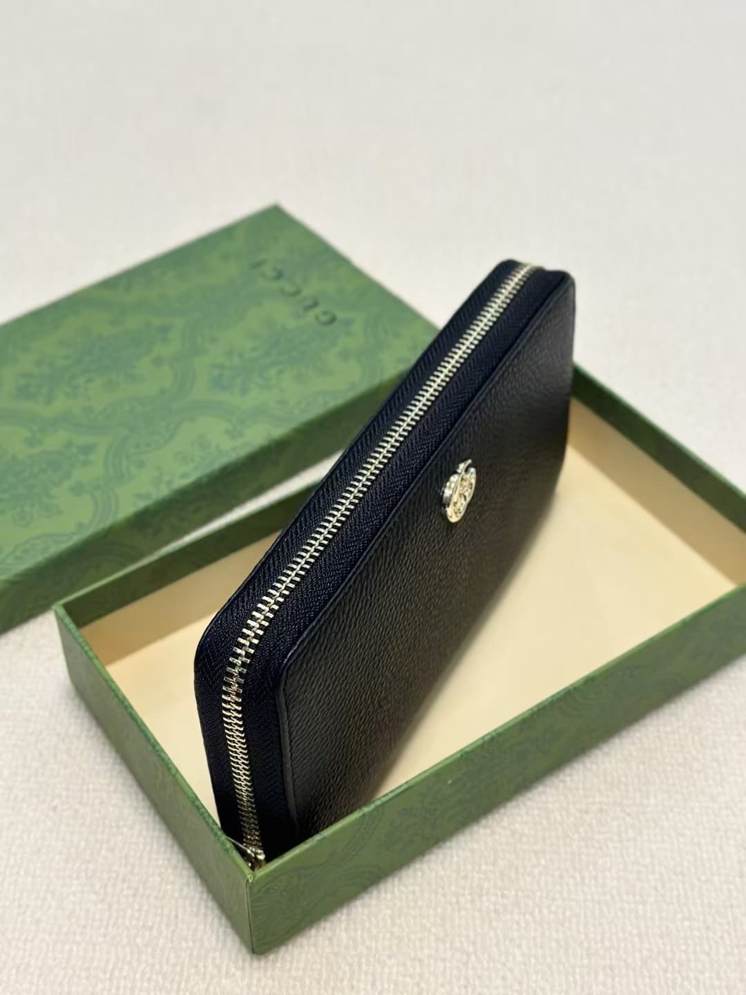 原版钱包 Black Bag