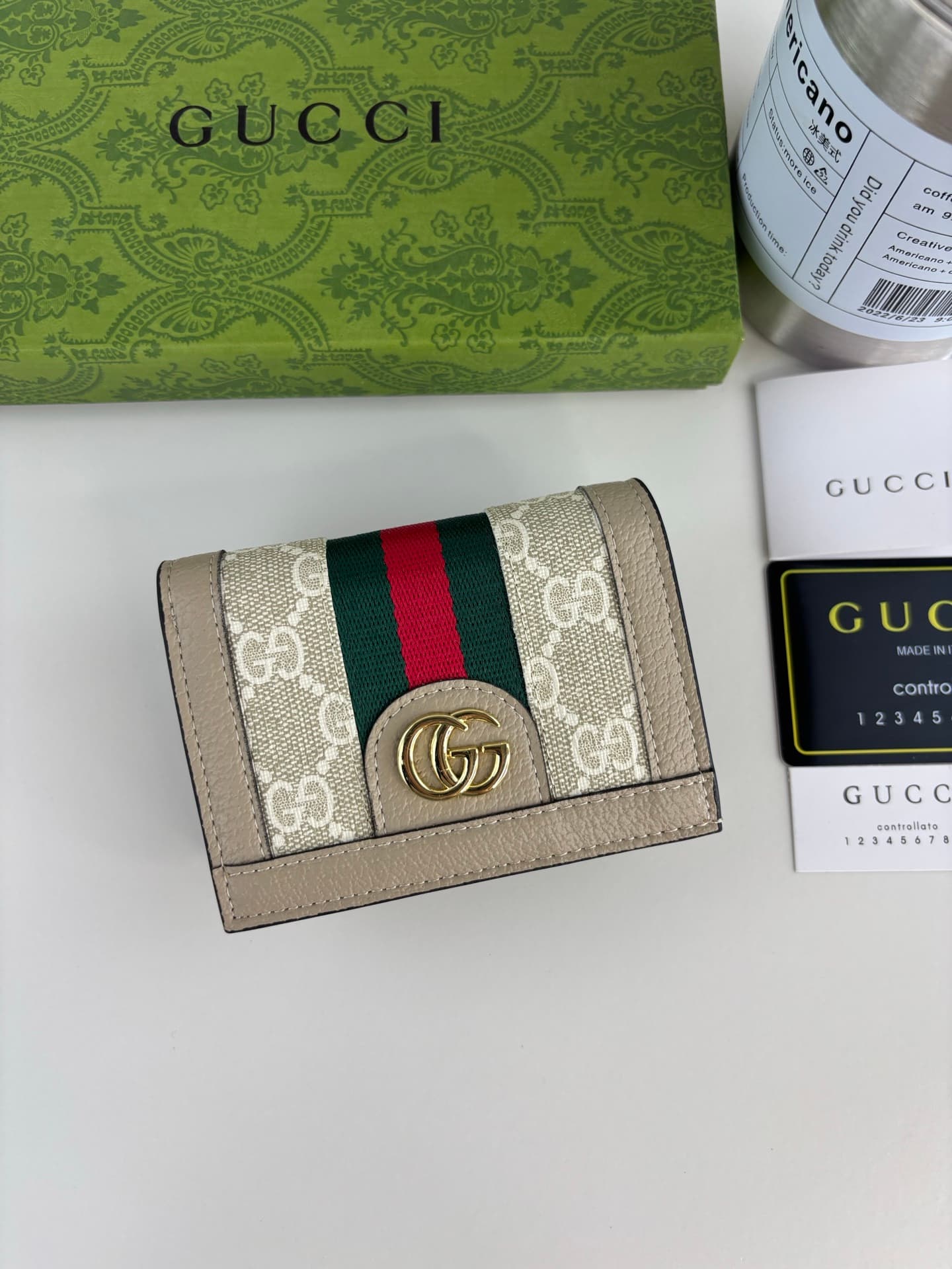 Gucci White Wallet 523155