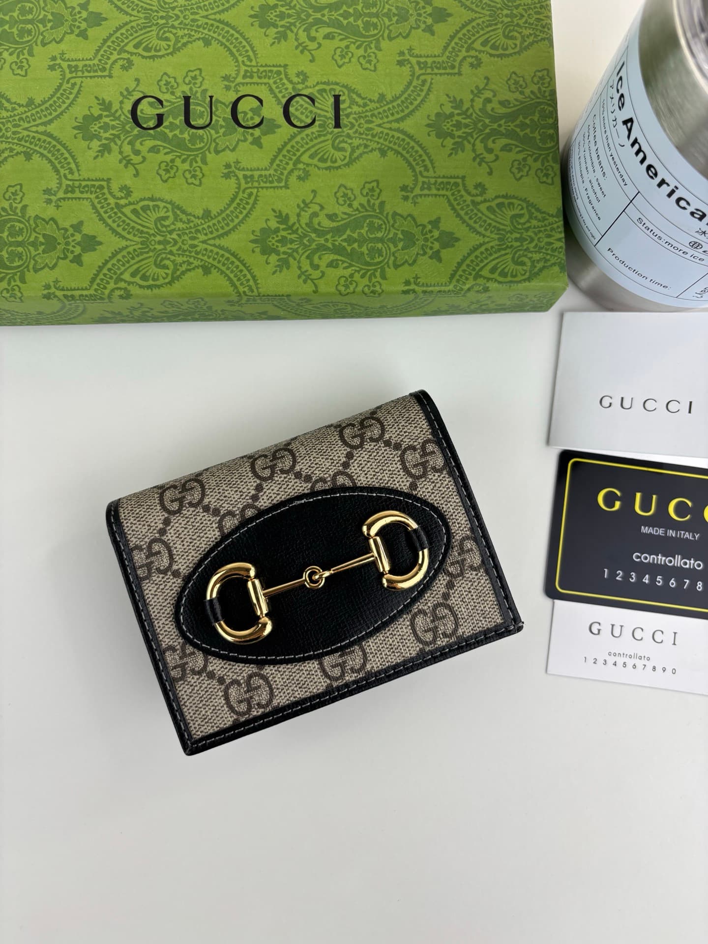 Gucci Black Wallet 621887