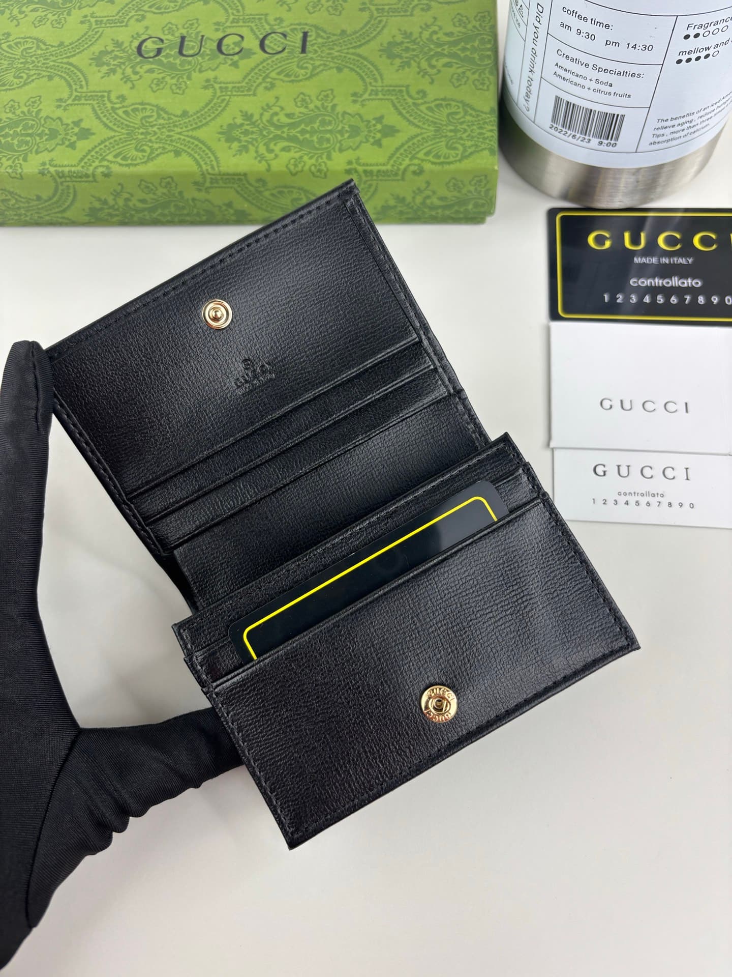 Gucci Black Wallet 621887