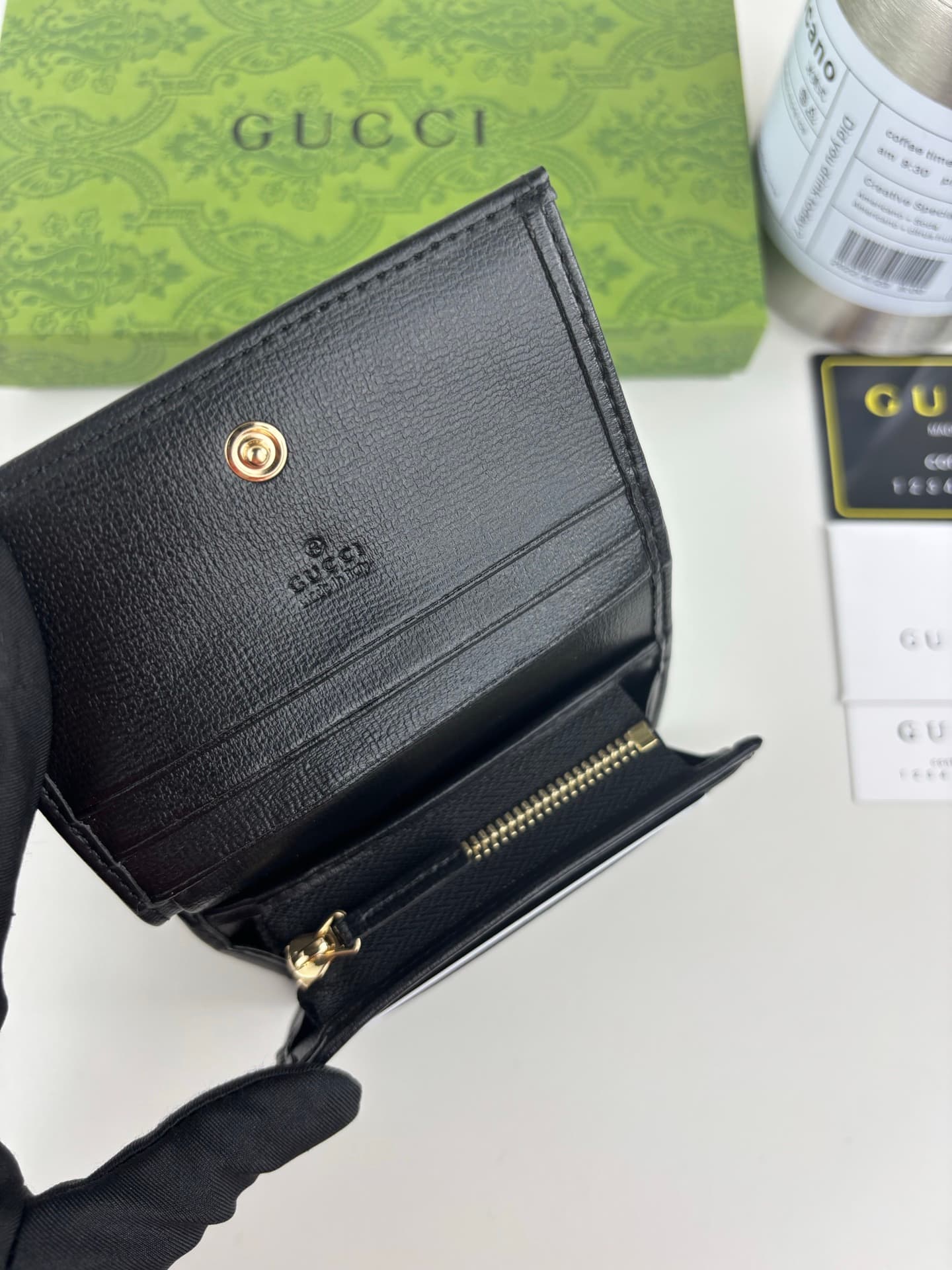 Gucci Black Wallet 621887