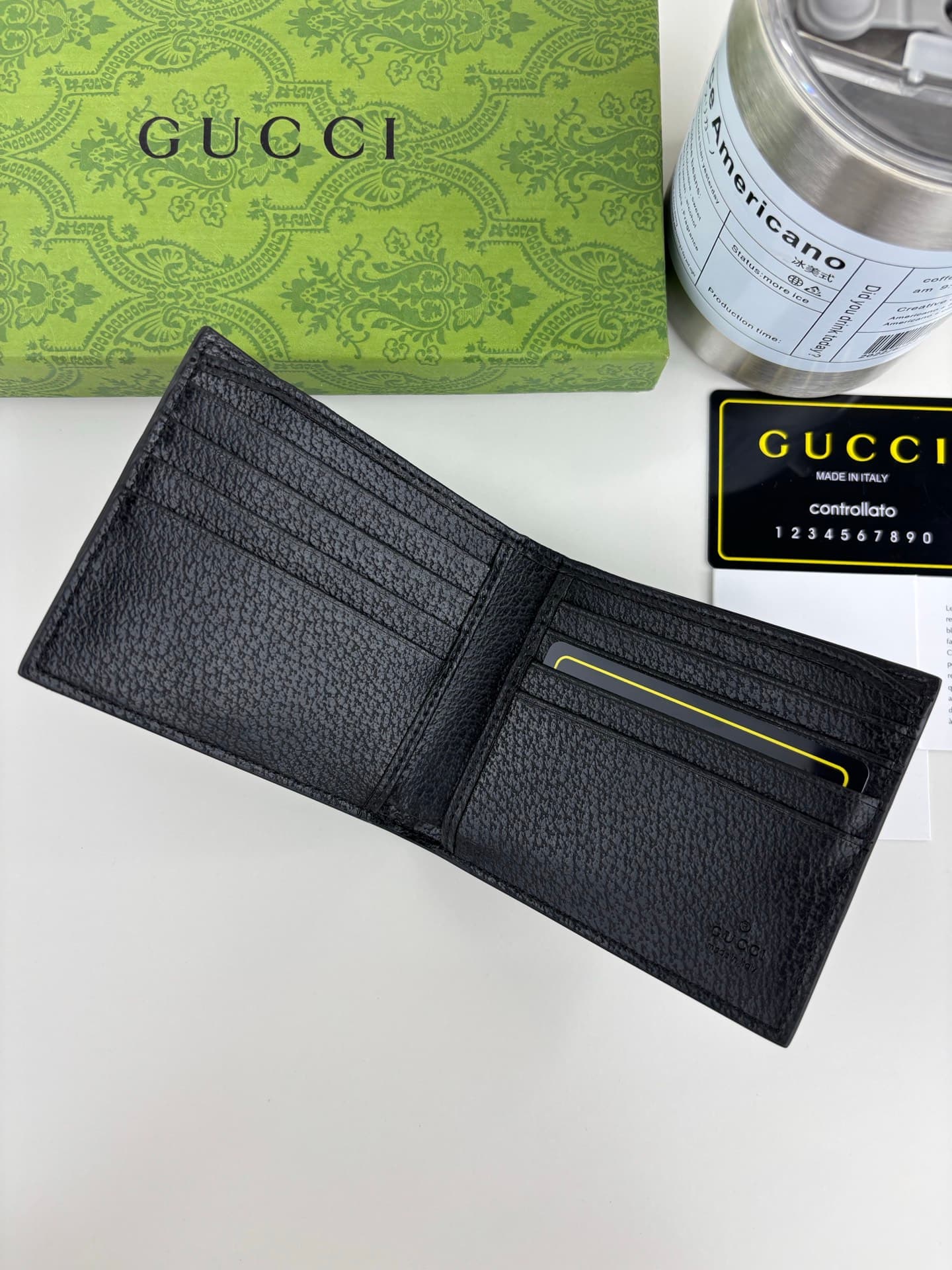 Gucci Black Wallet 834271