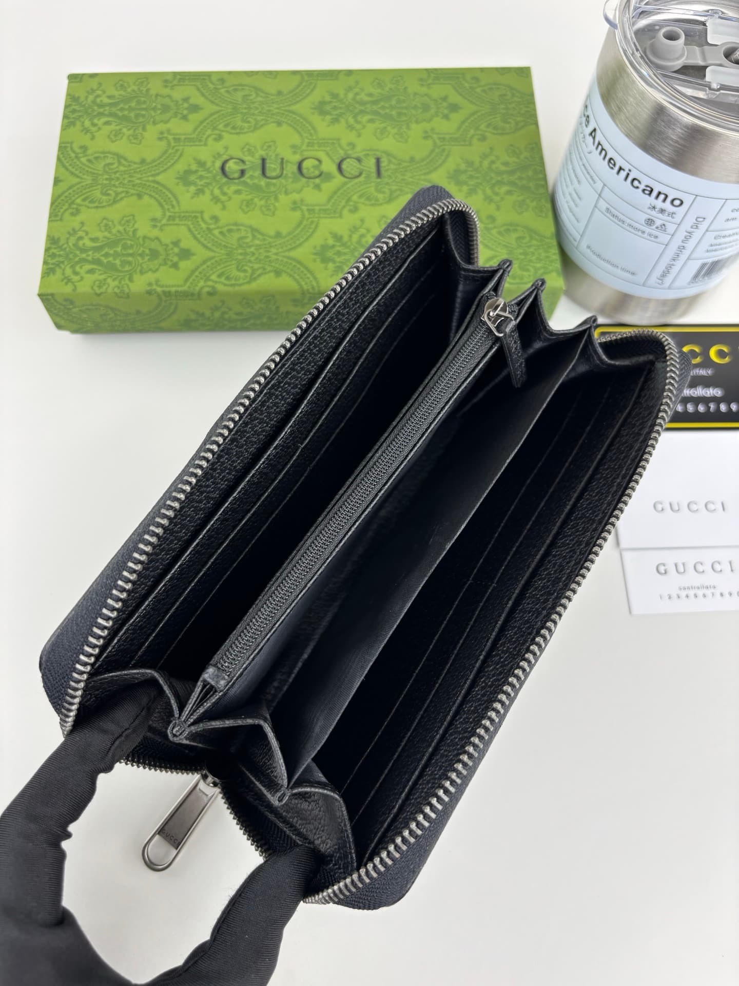 Gucci Black Wallet 834694