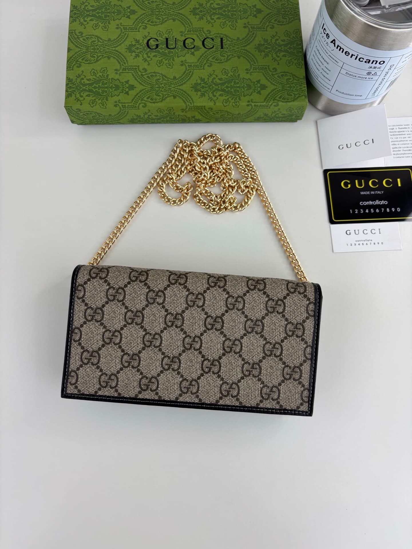 Gucci Black Wallet 621892