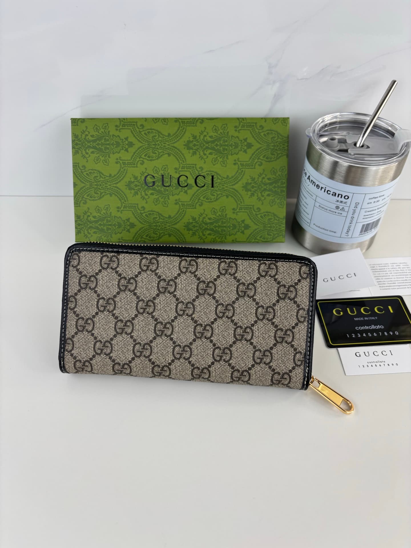 Gucci Black Wallet 621889