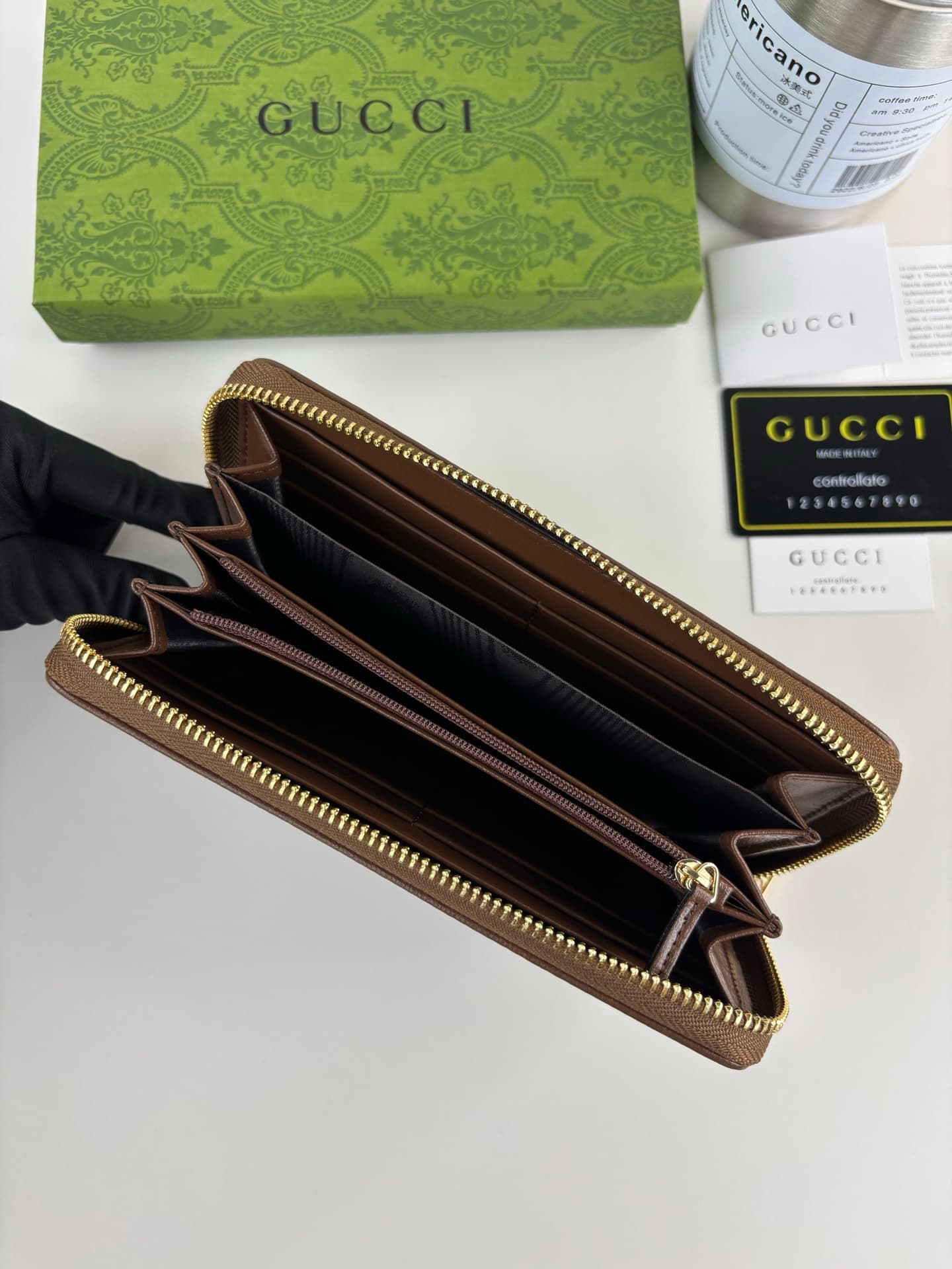 Gucci Brown Wallet 621889