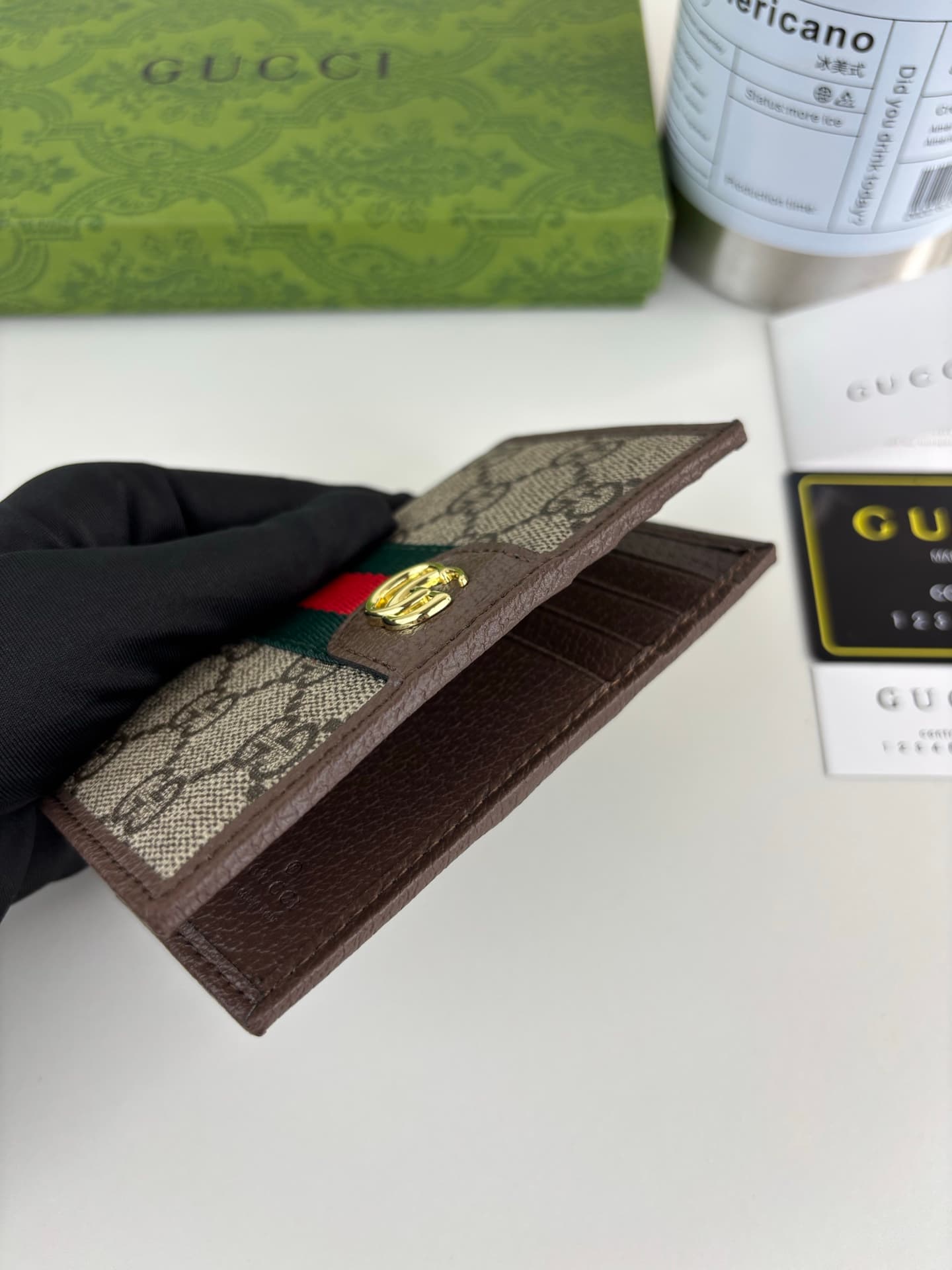 Gucci Green Wallet 834691